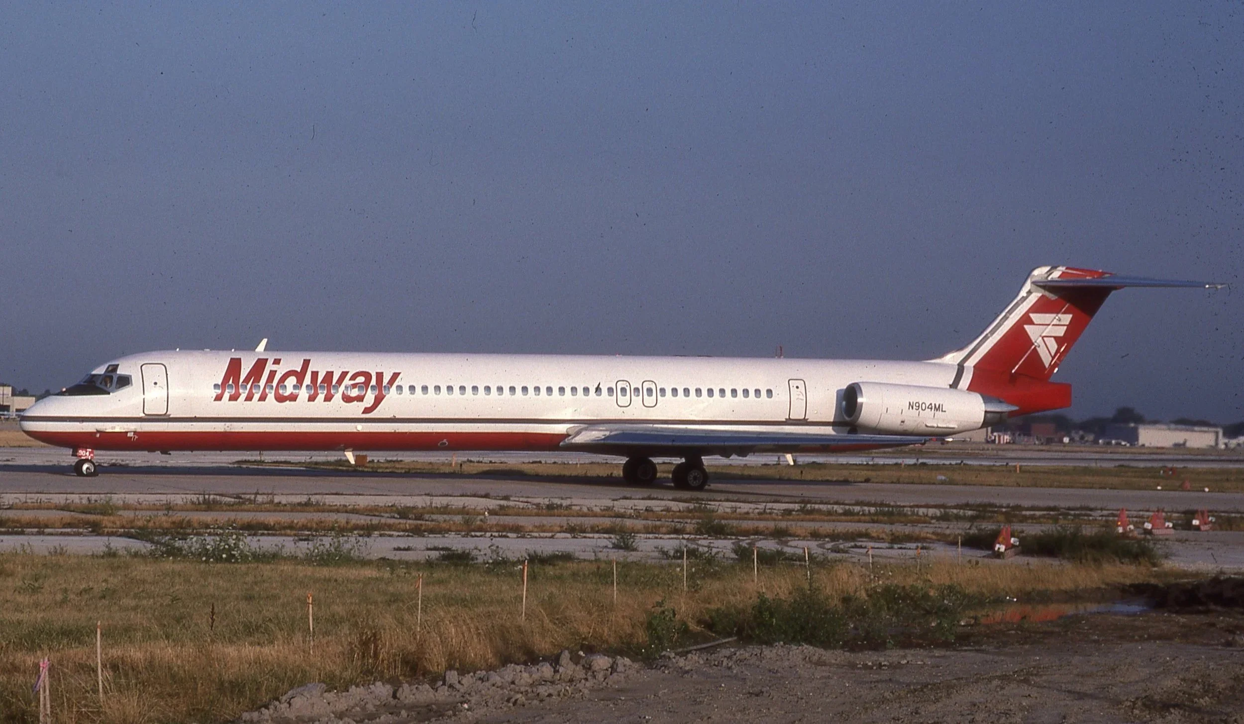 N904ML MD-80 MIDWAY MDW