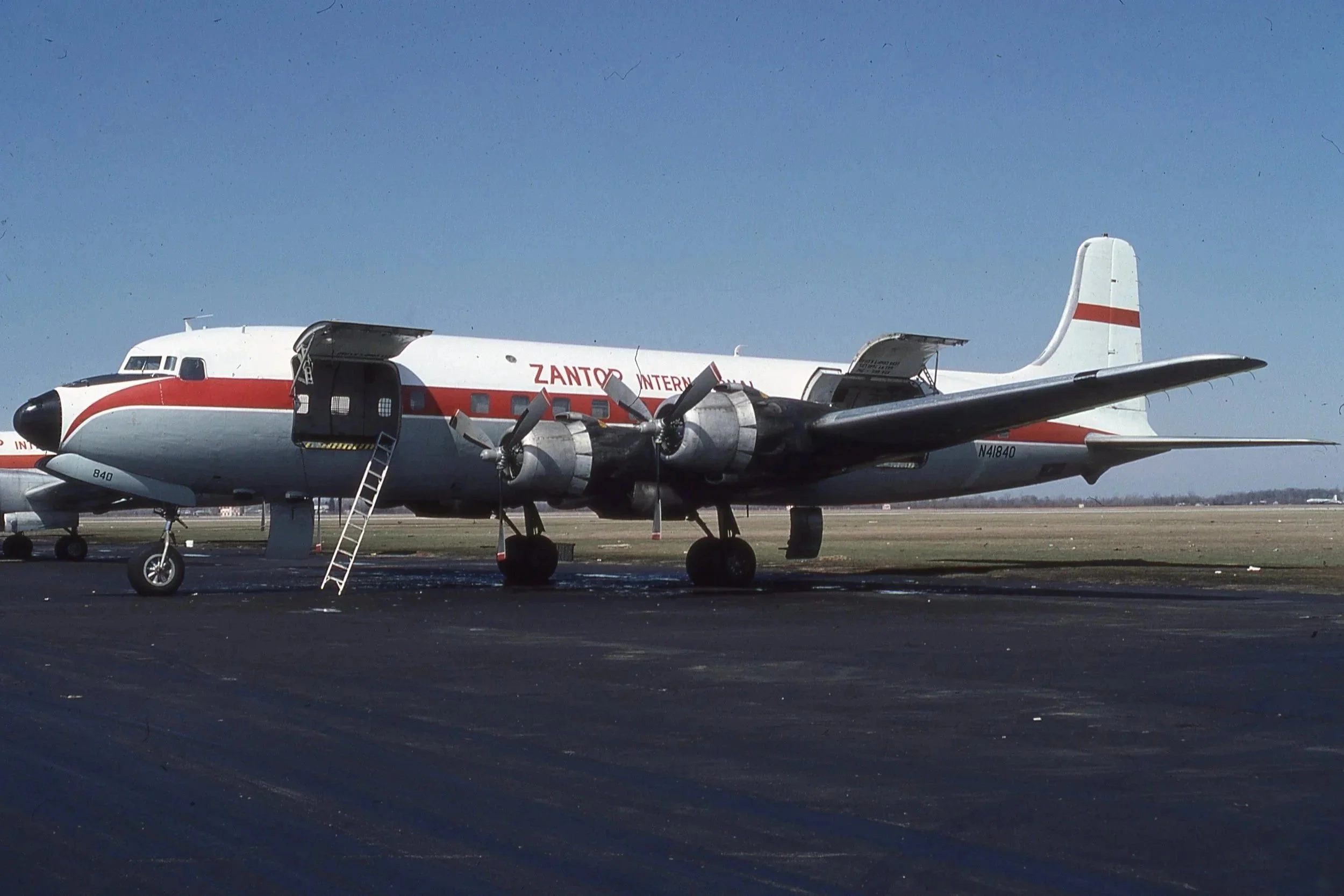 N41840 DC-6 ZANTOP INTERNATIONAL YIP