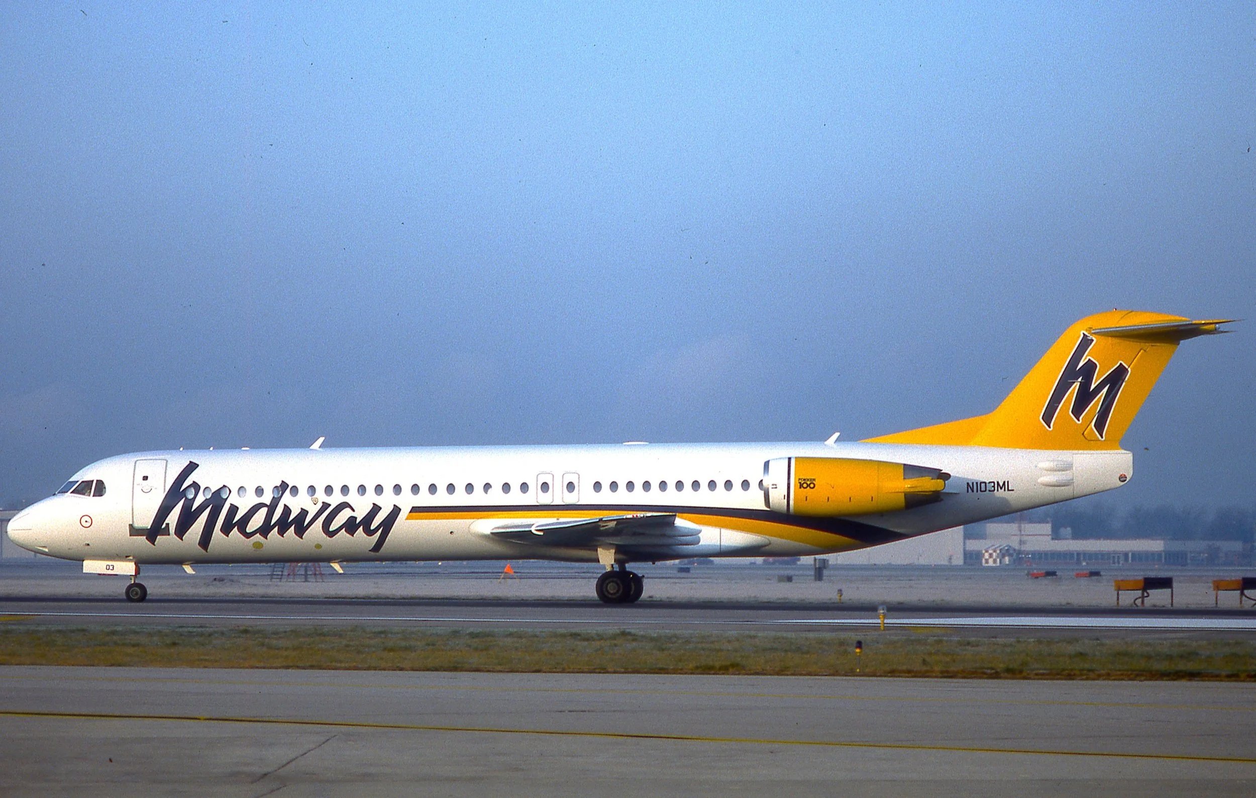 N103ML FOKKER 1000 MIDWAY MDW
