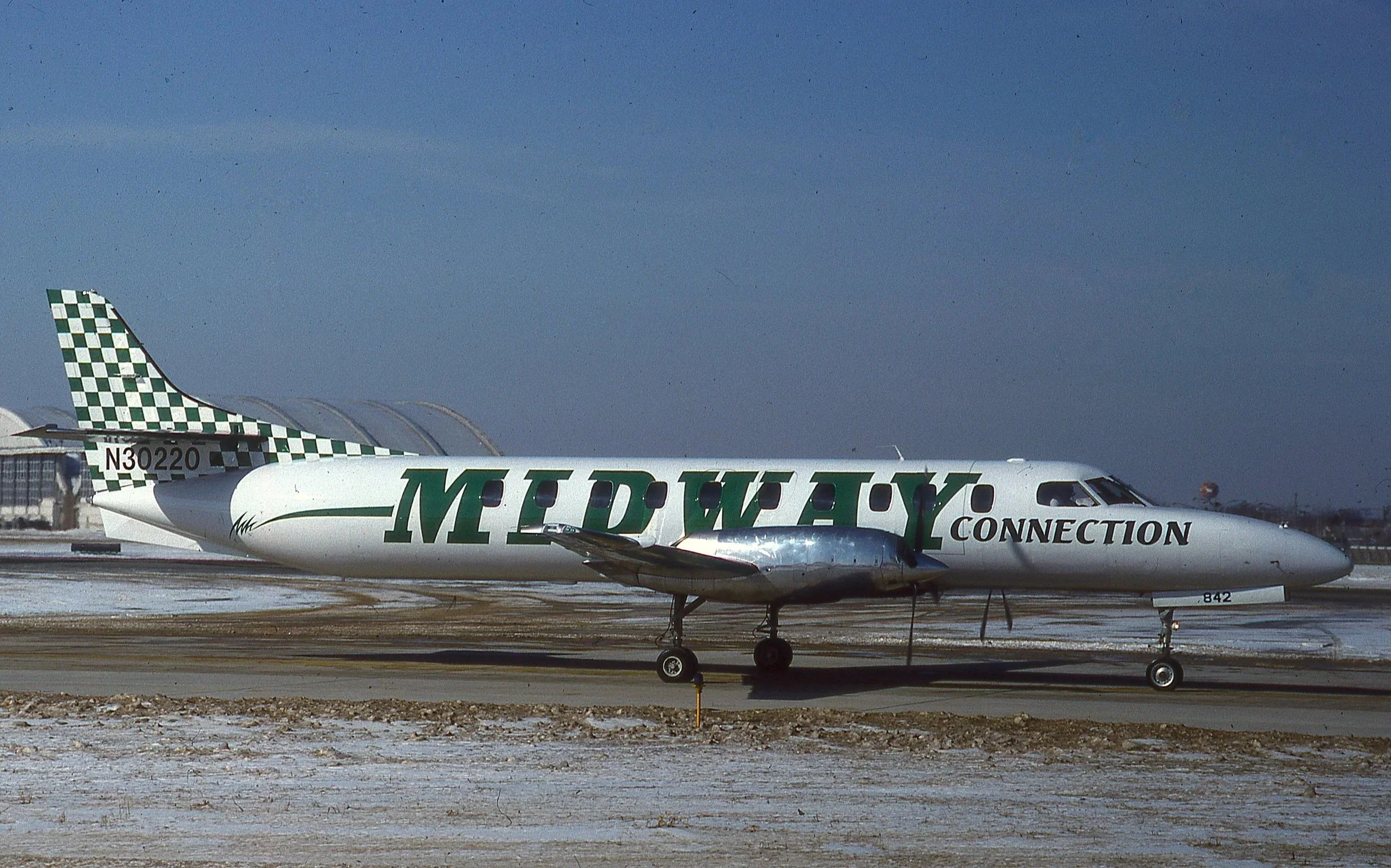 N30220 METRO MIDWAY CONNECTION GREEN COLORS MDW