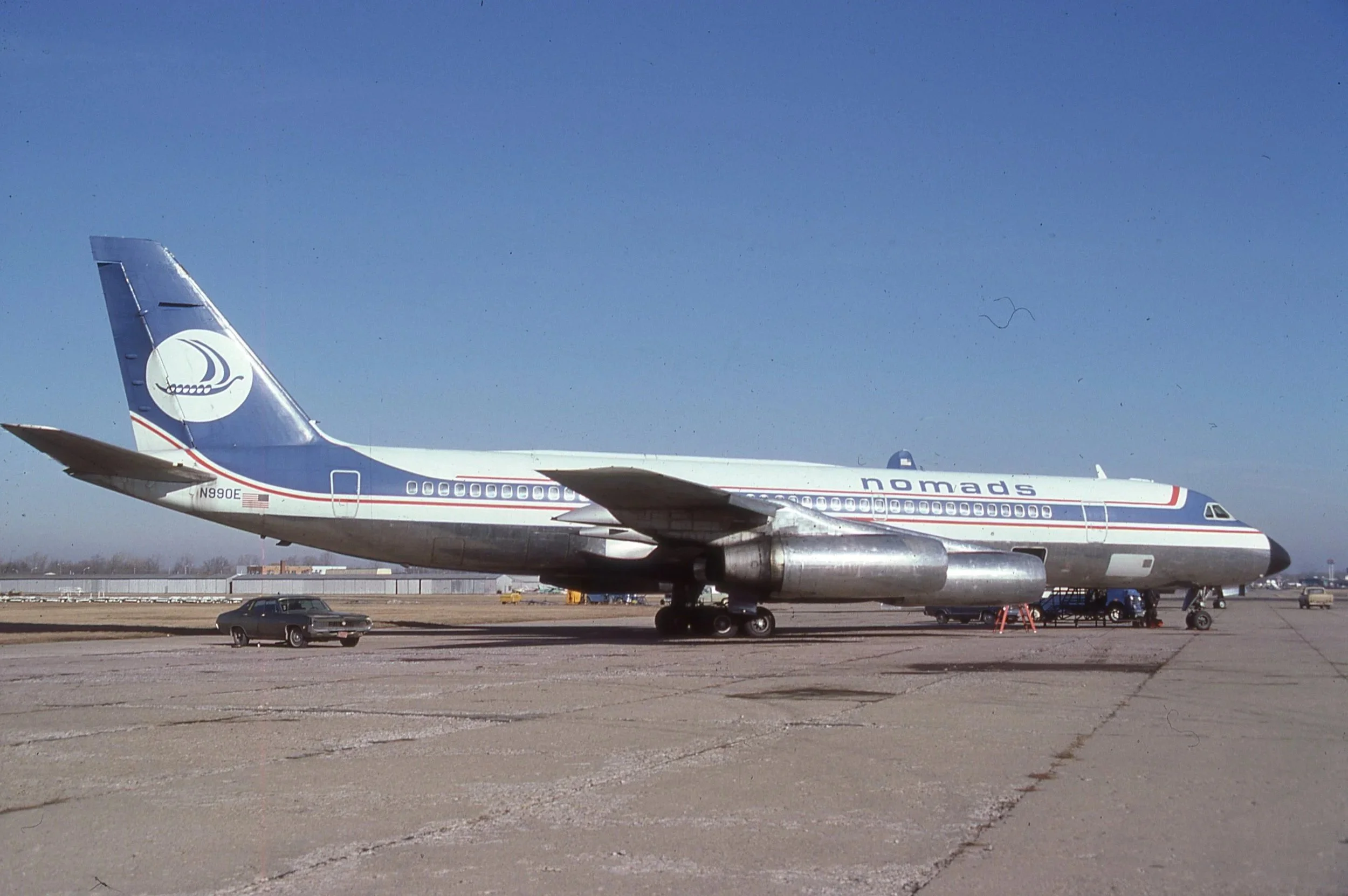 N990E CV990 NOMADS TRAVEL CLIB DTW