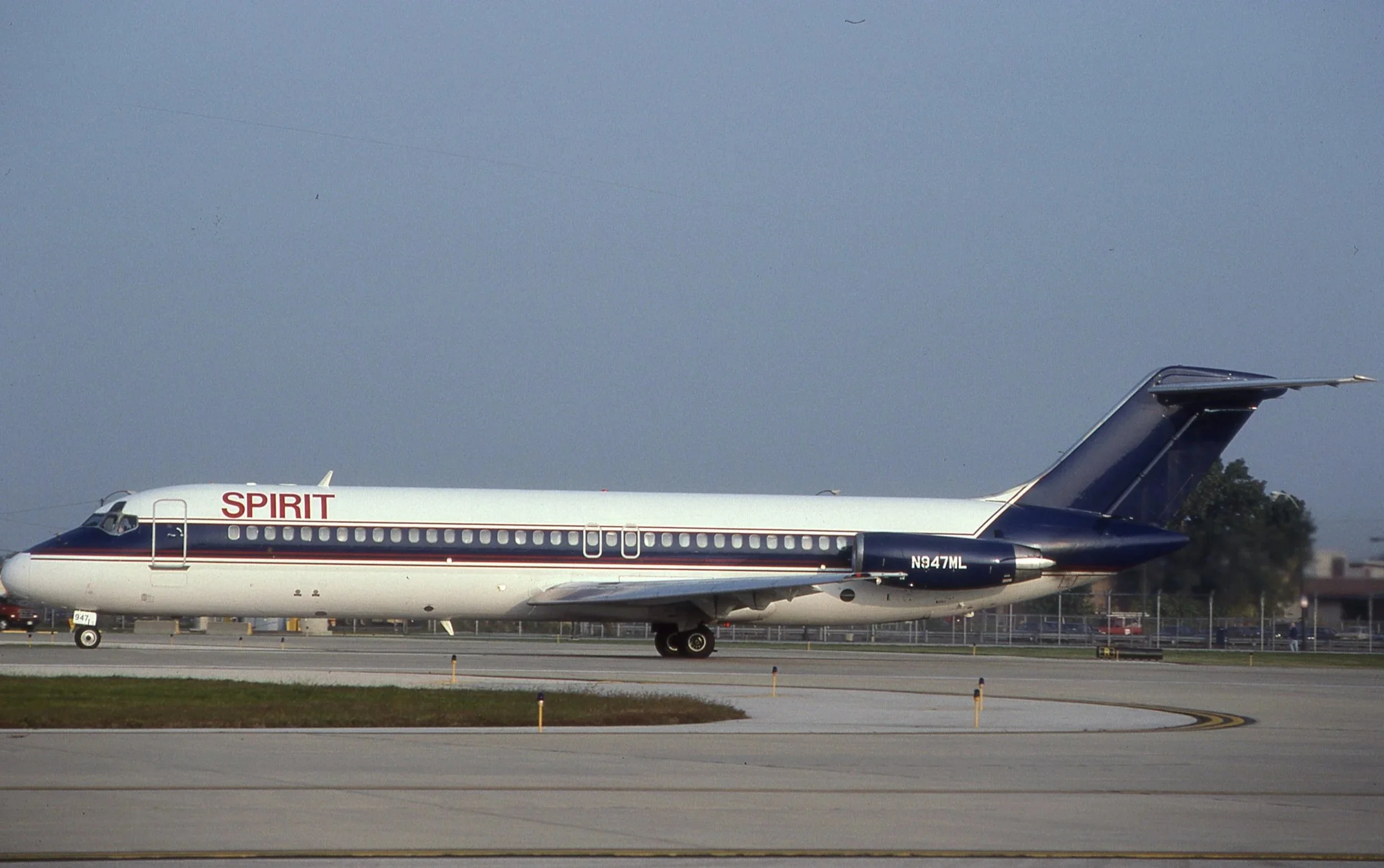 N947ML DC-9-50 SPIRIT MDW 22R