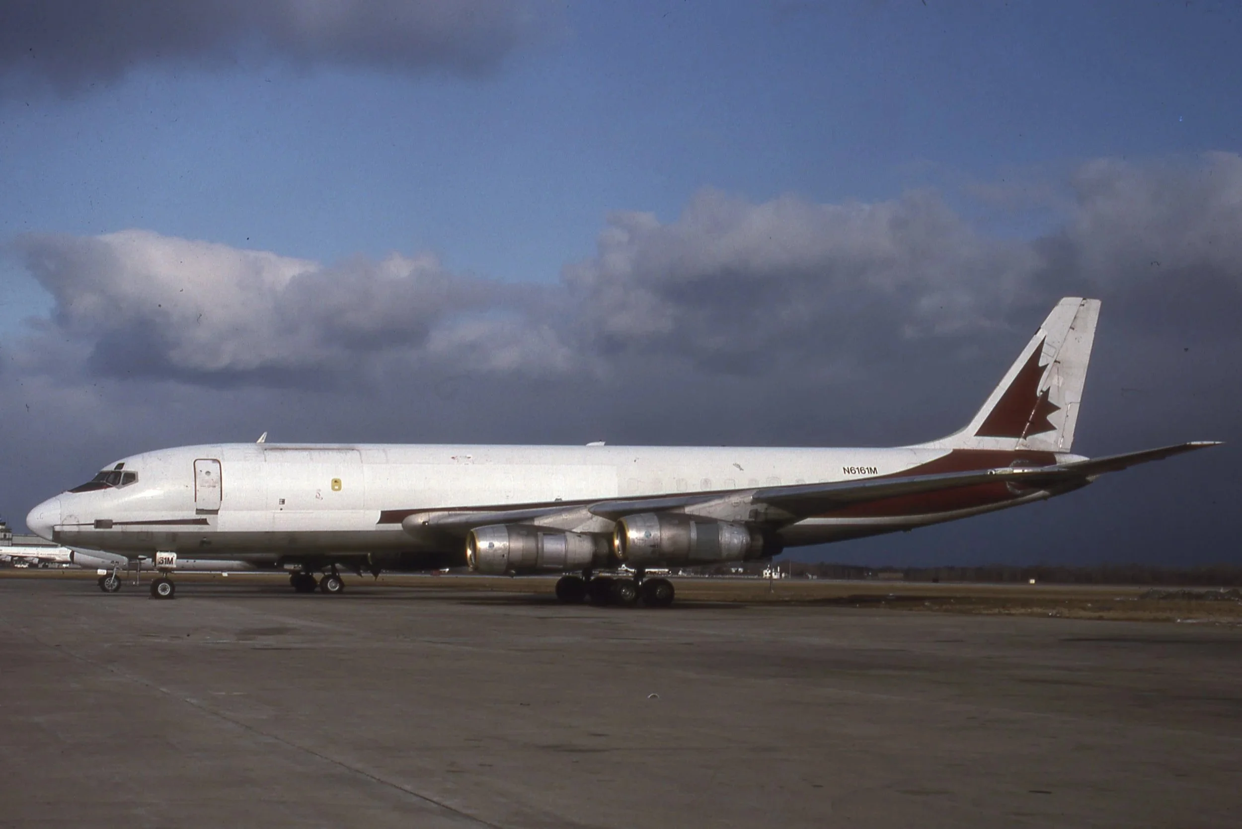 N6161M DC-8-50F YIP