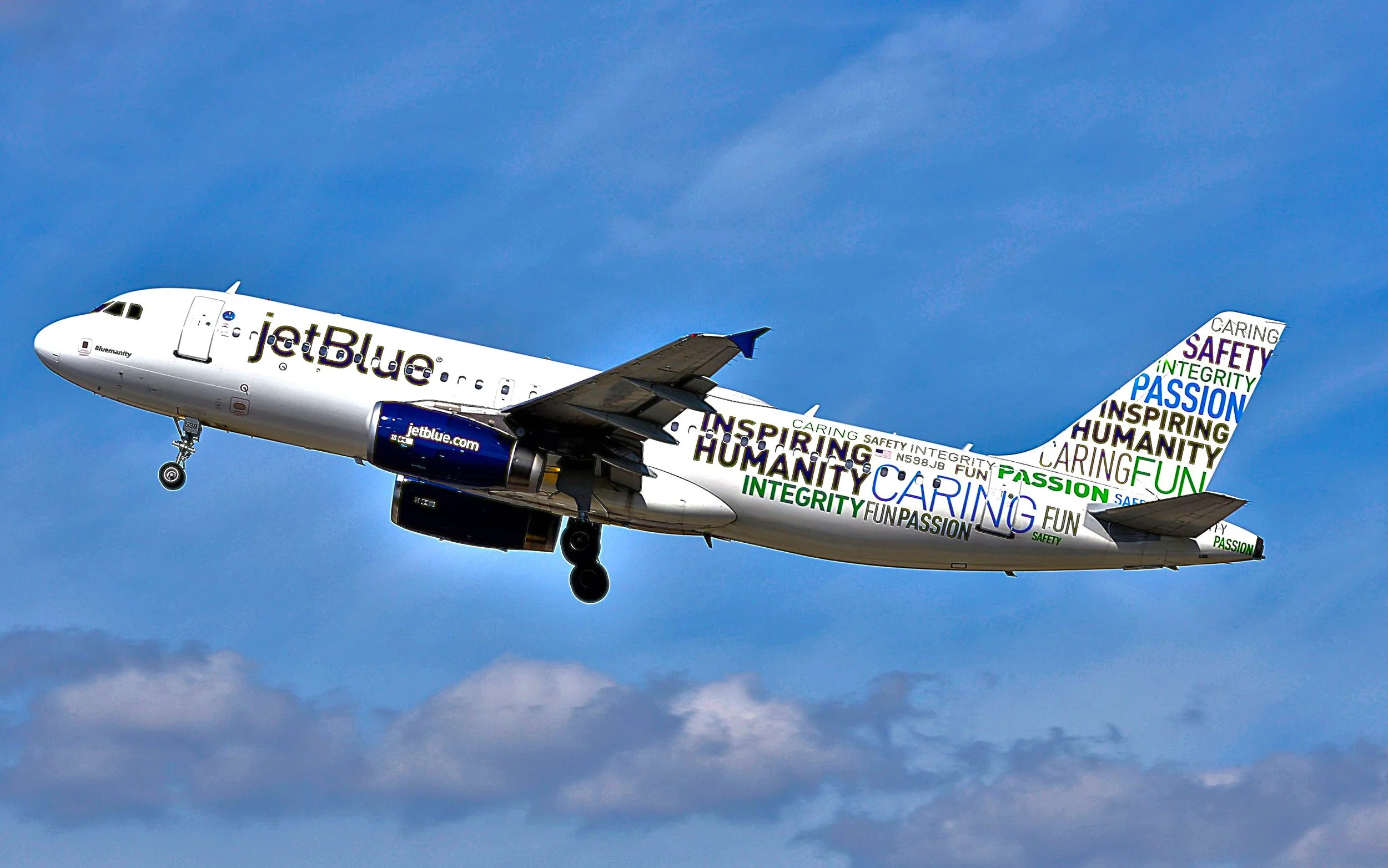 N598JB A320 JET BLUE DEPARTING FLL