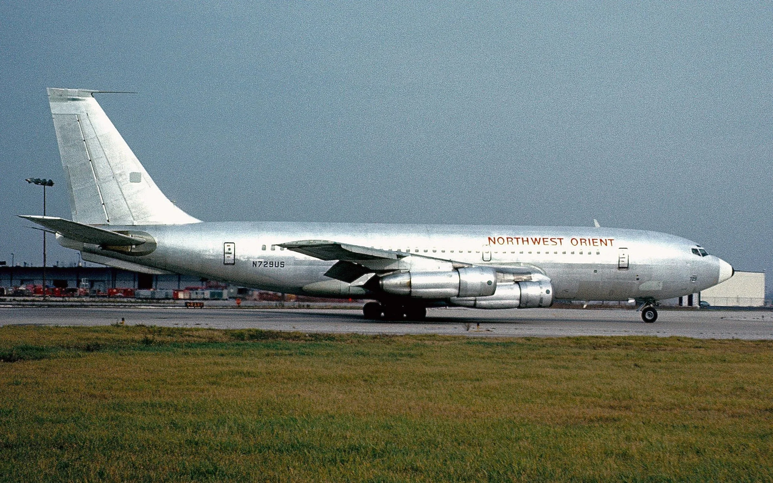N729US B707 NORTHWEST ORIENT ORD