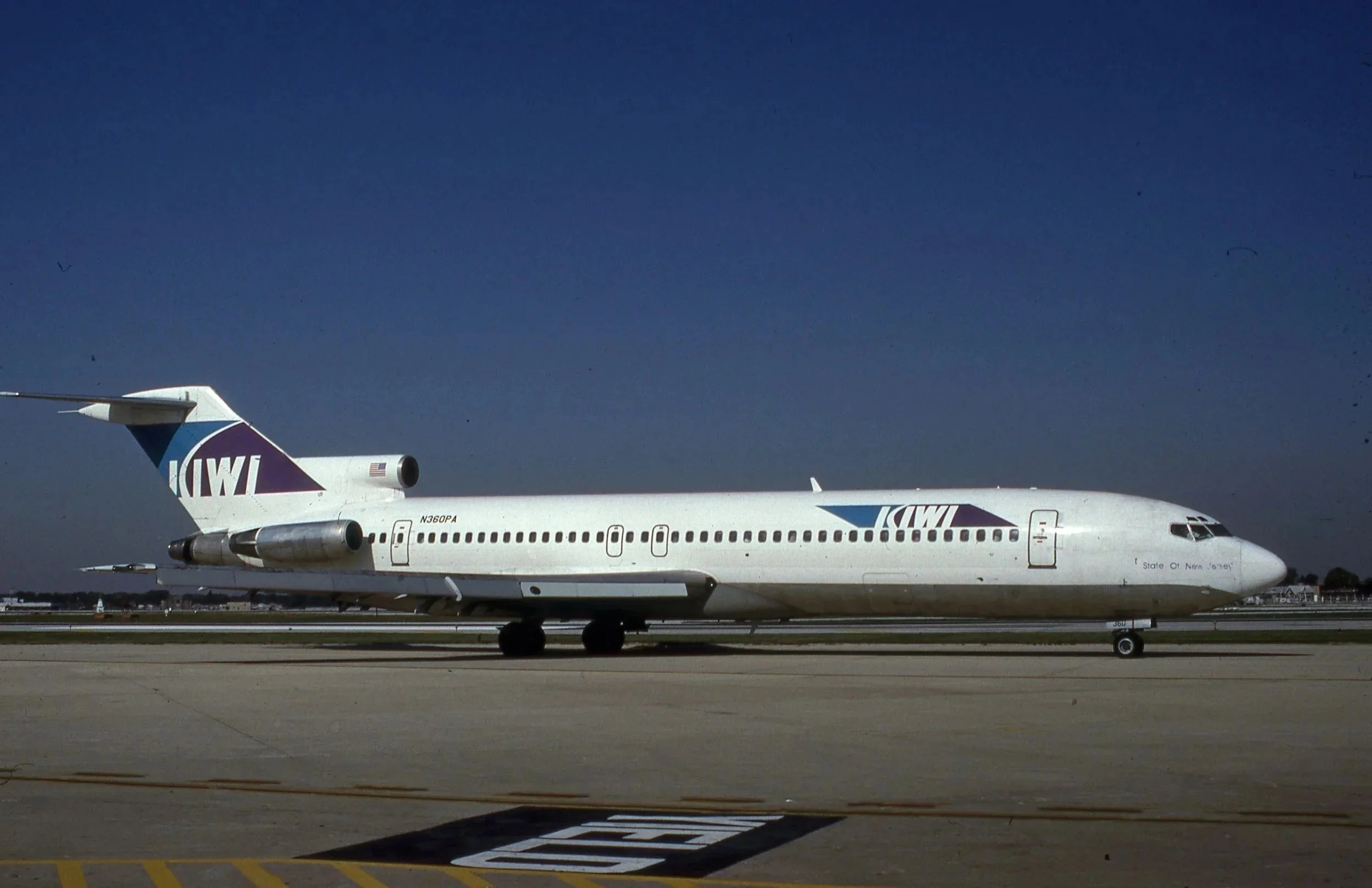 N360PA B727-200 KIWI MDW