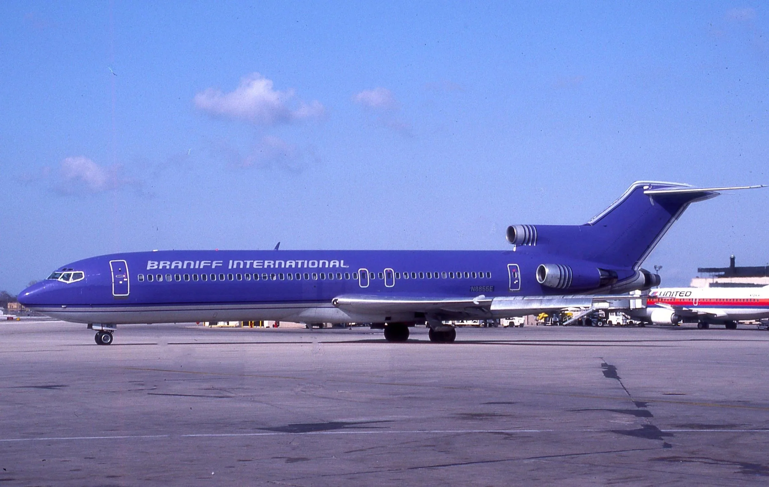 N8855E B727-200 BRANIFF BLUE COLORS MDW