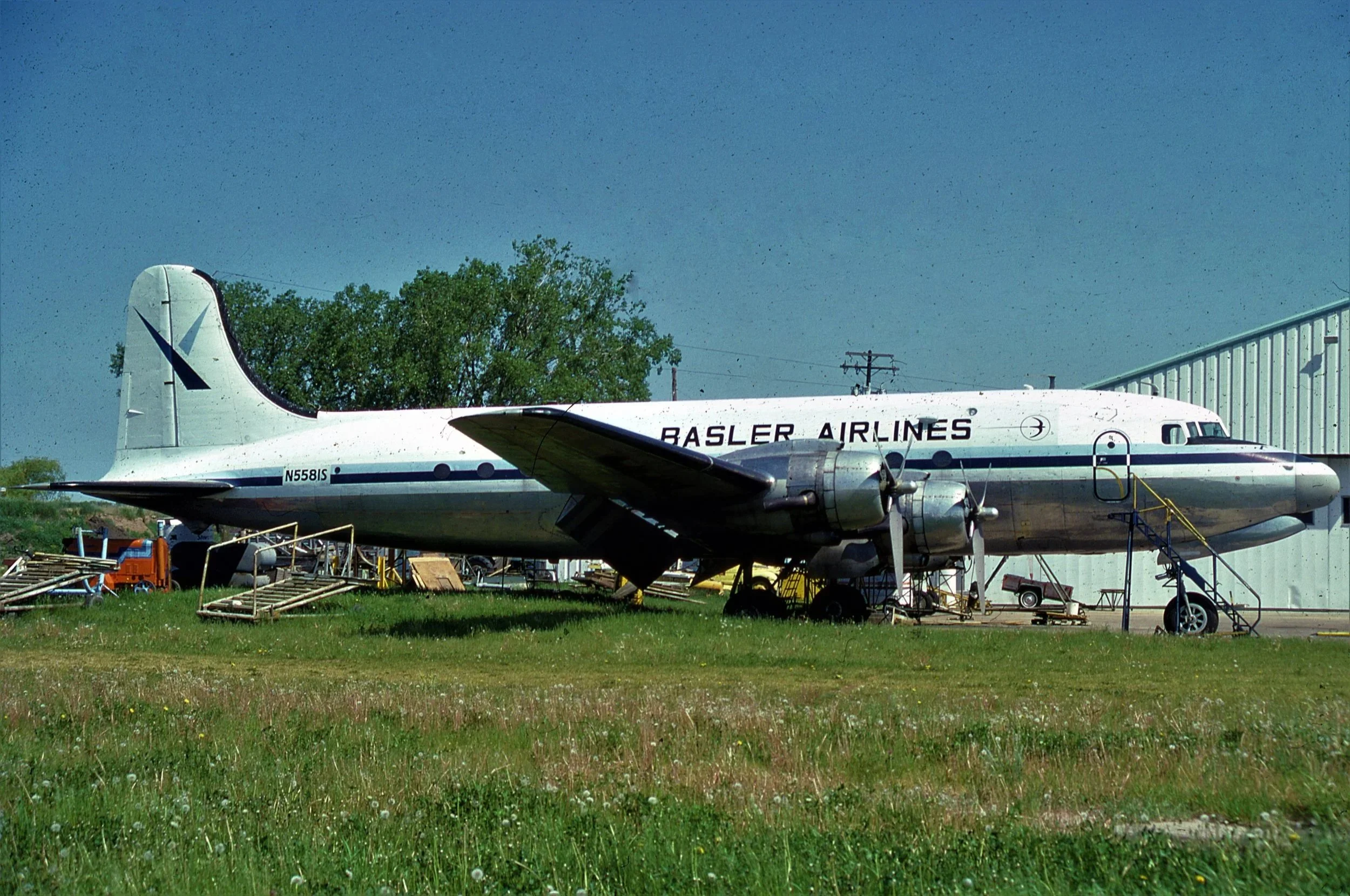 N5581S DC-4 BASLER AIRLINES OSH