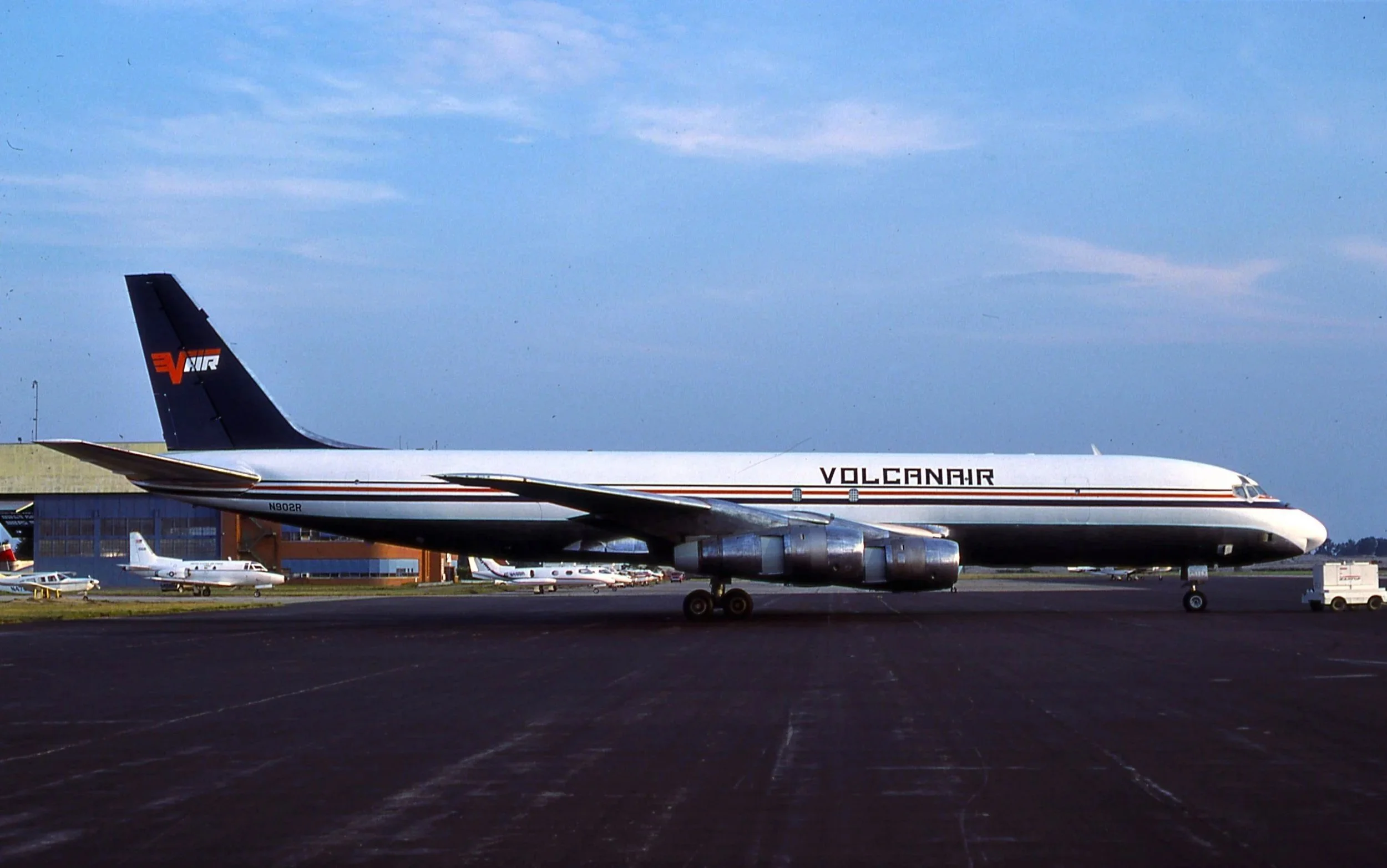 N902R DC-8-55F VOLCONAIR YIP