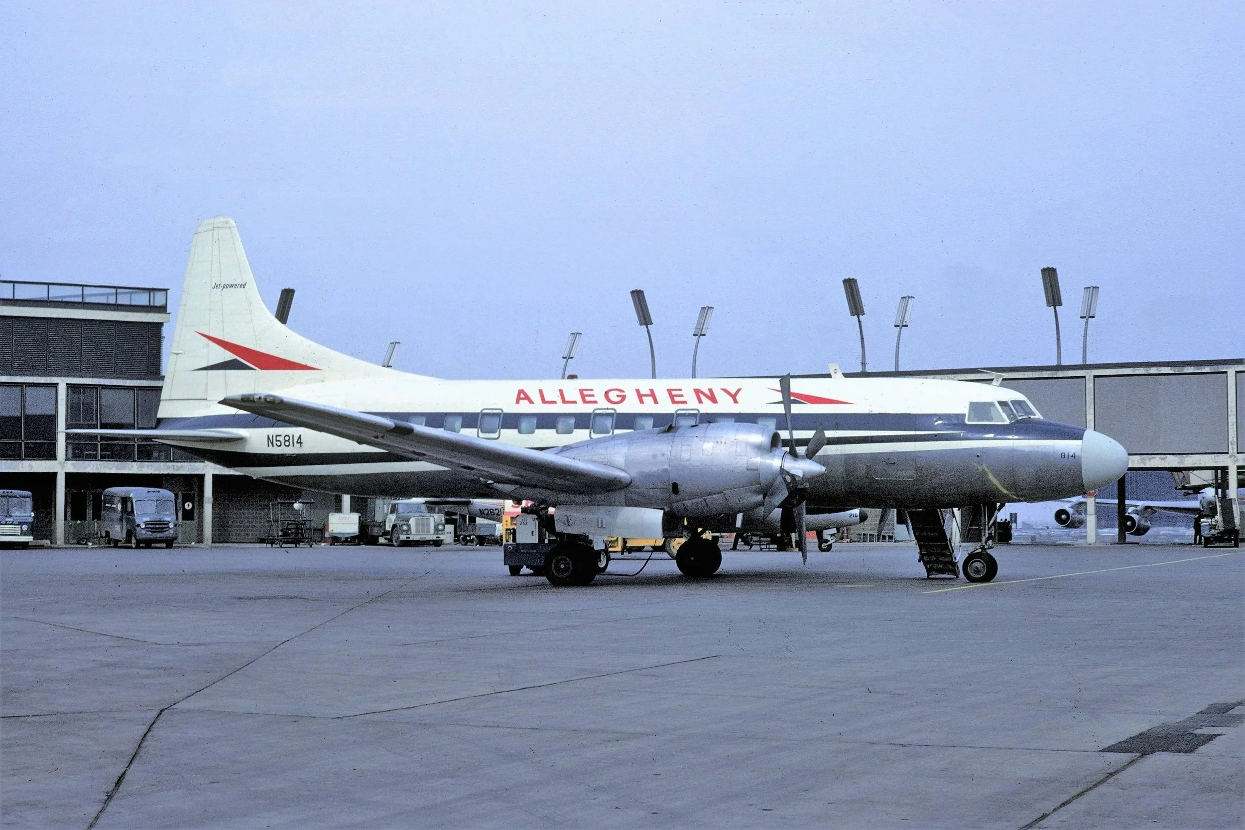 N5814 CV580 ALLEGHENY AIRLINES ORD