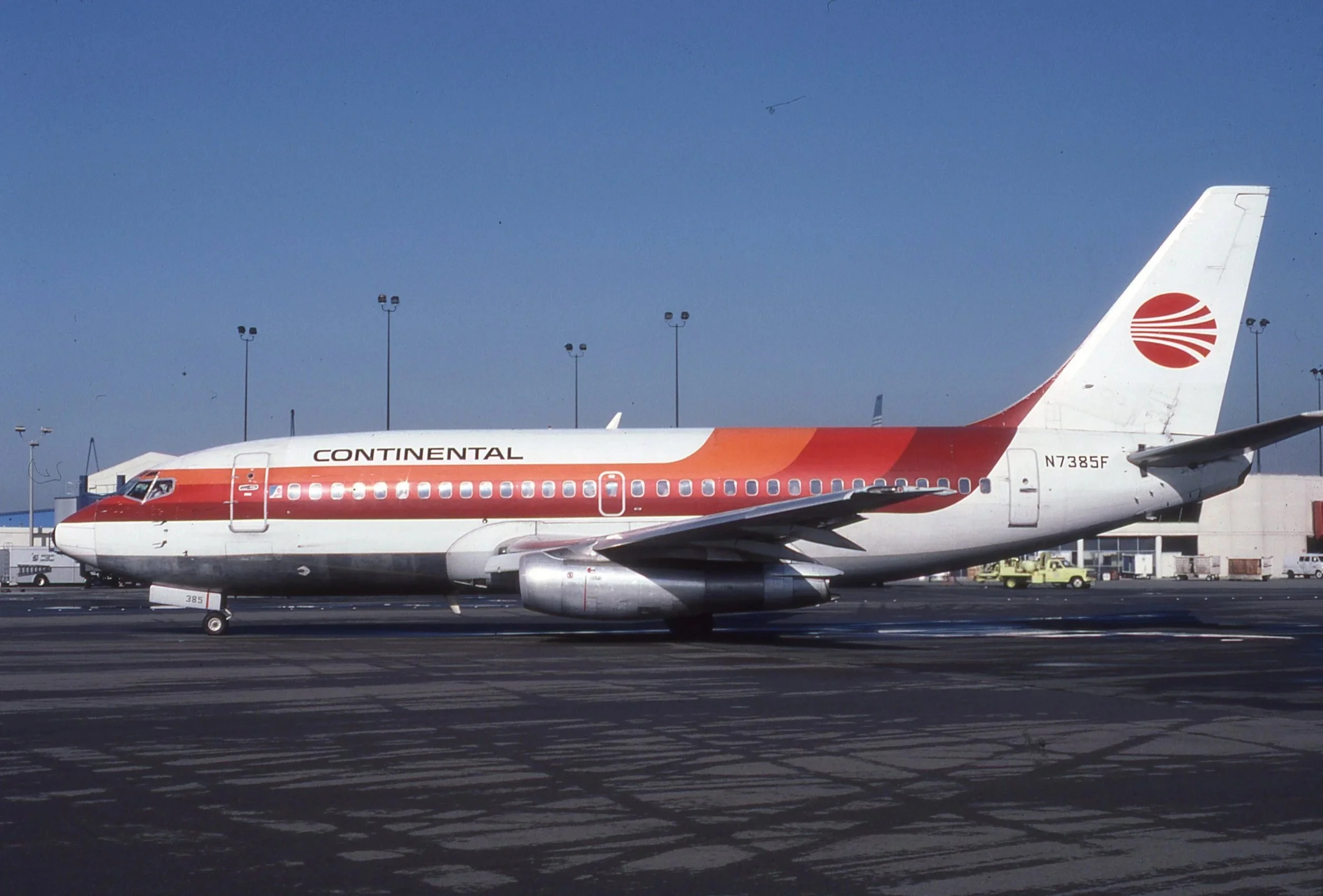 N7385F B737-200 CONTINENTAL FRONTIER COLORS MDW