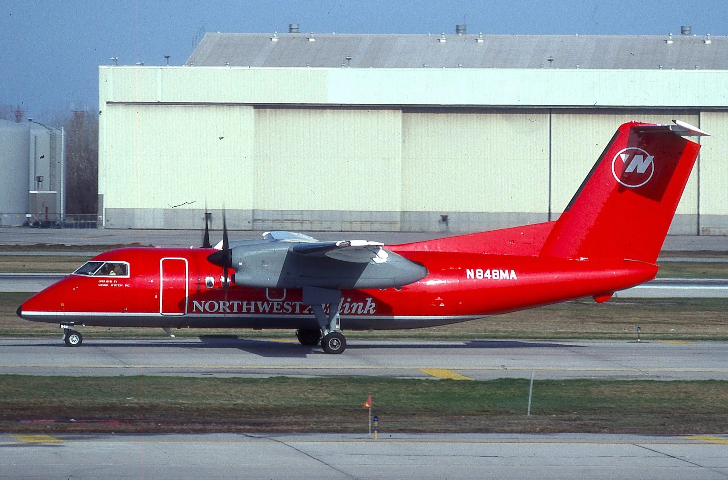 N848MA Q400 NORTHWEST AIRLINK DTW