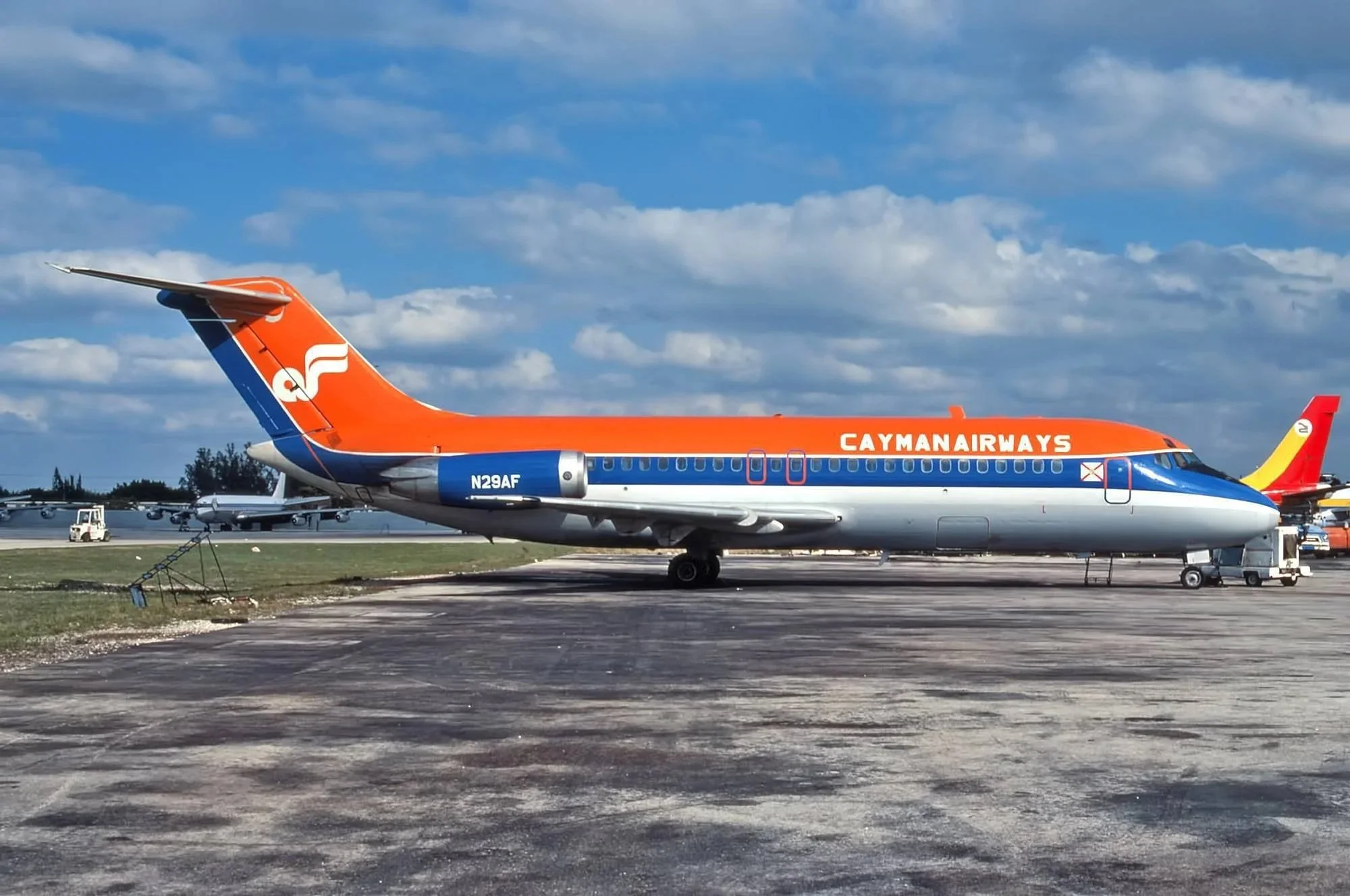 N29AF DC-9 CAYMAN AIRWAYS AIR FLORIDA COLORS MIA