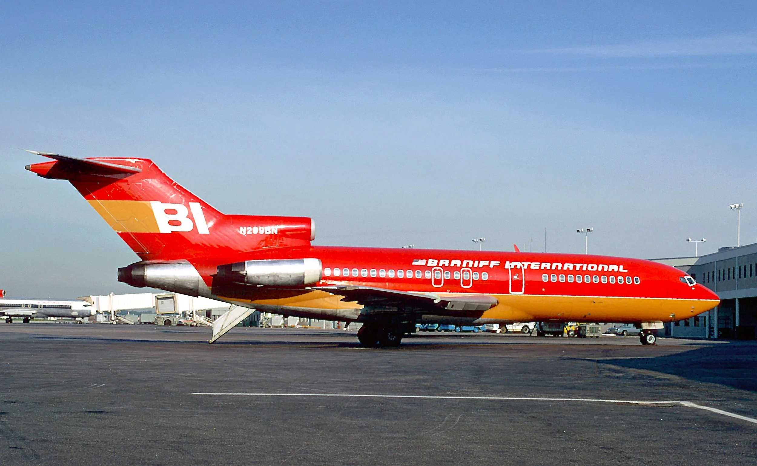 N299BN B727-100 BRANIFF INTERNATIONAL ORD