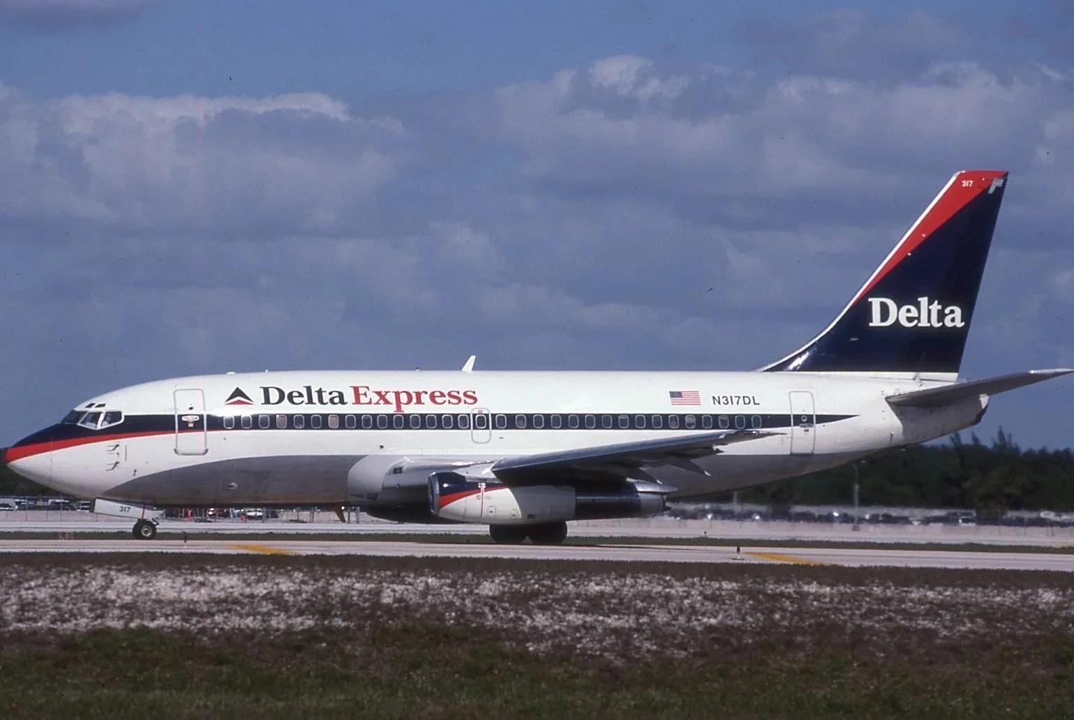 N317DL B737-200 DELTA EXPRESS FLL