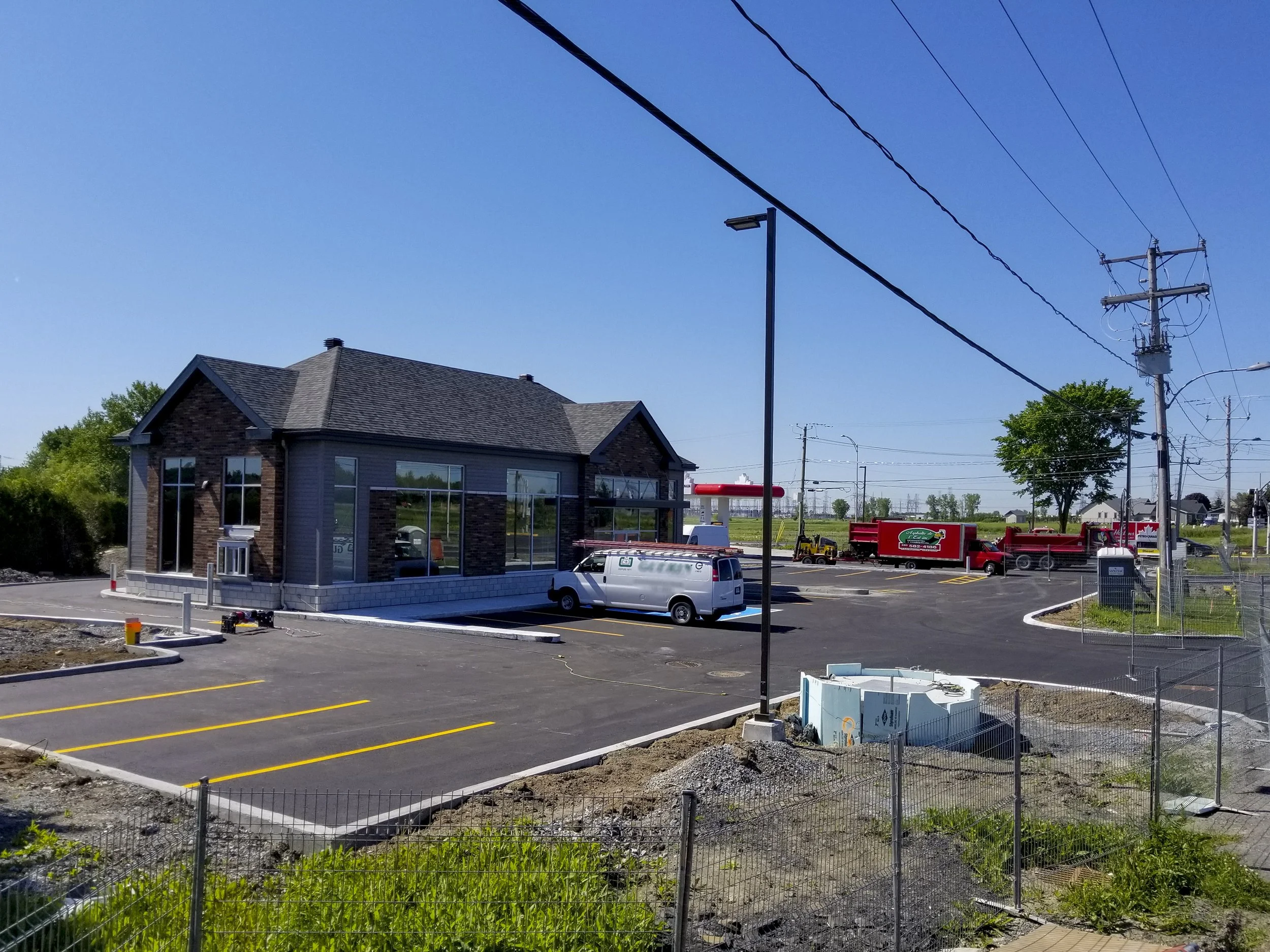 Pavage commercial-3.jpg