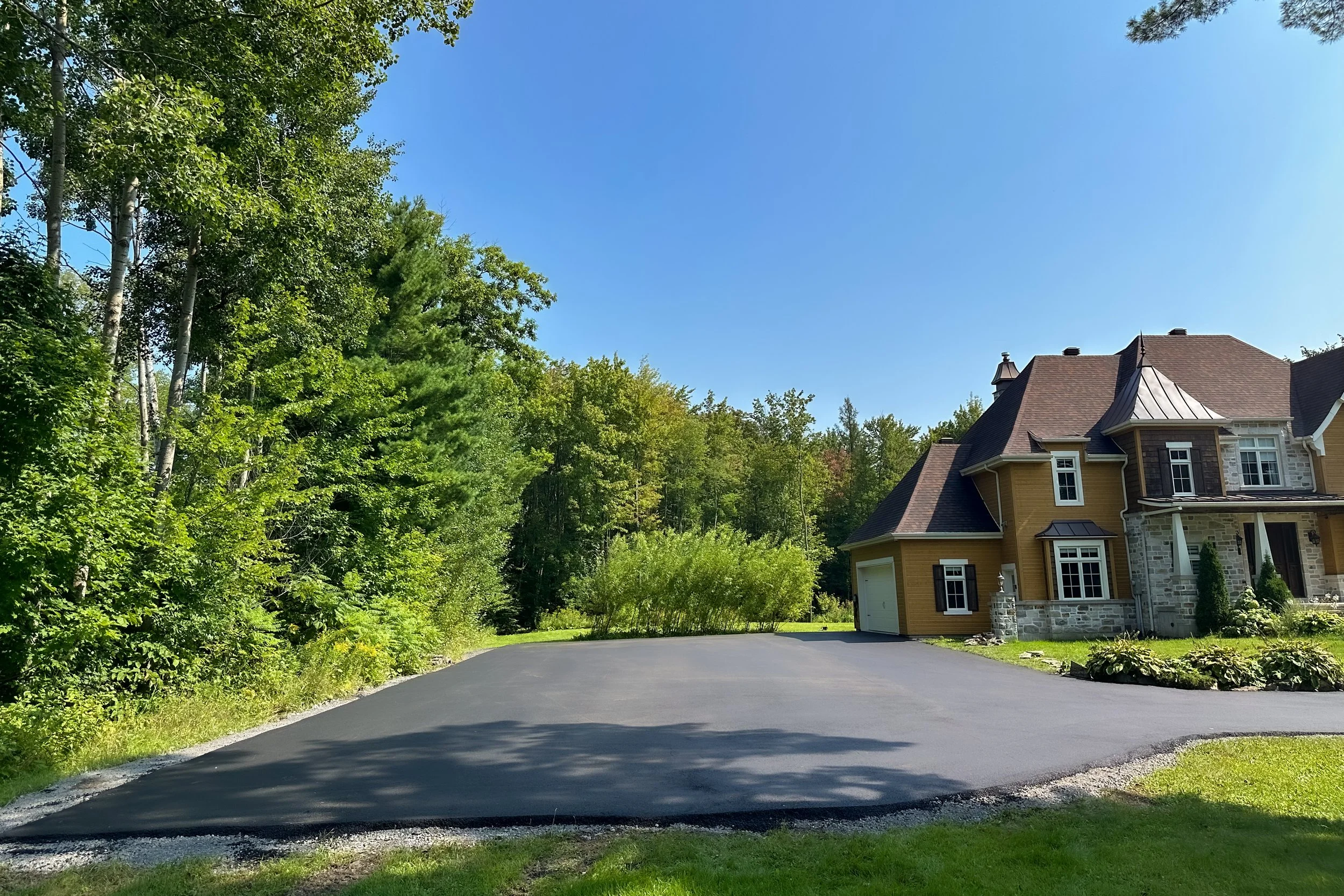 pavage residentiel mascouche.jpg