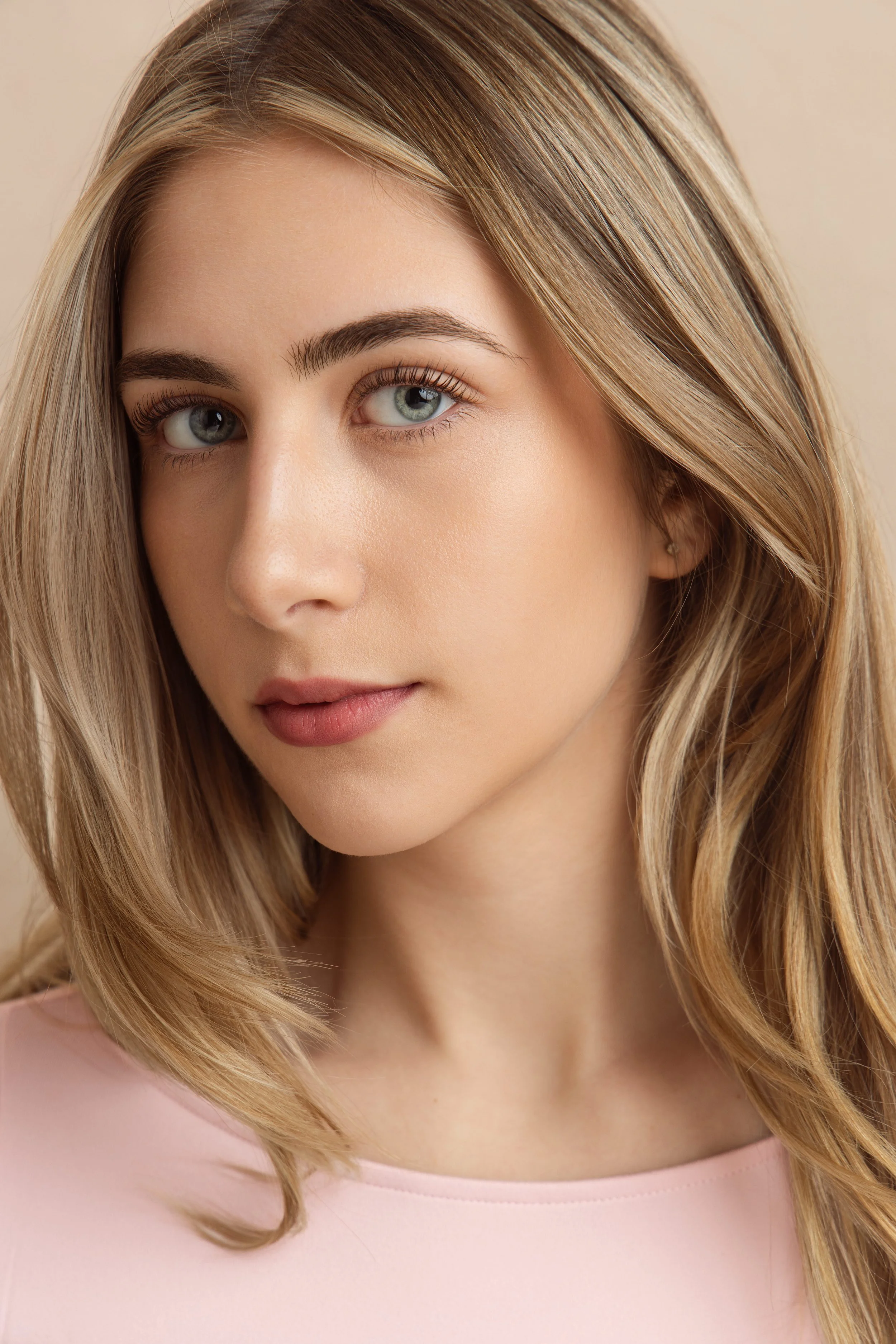 Nadia Headshot-3 copy.jpg