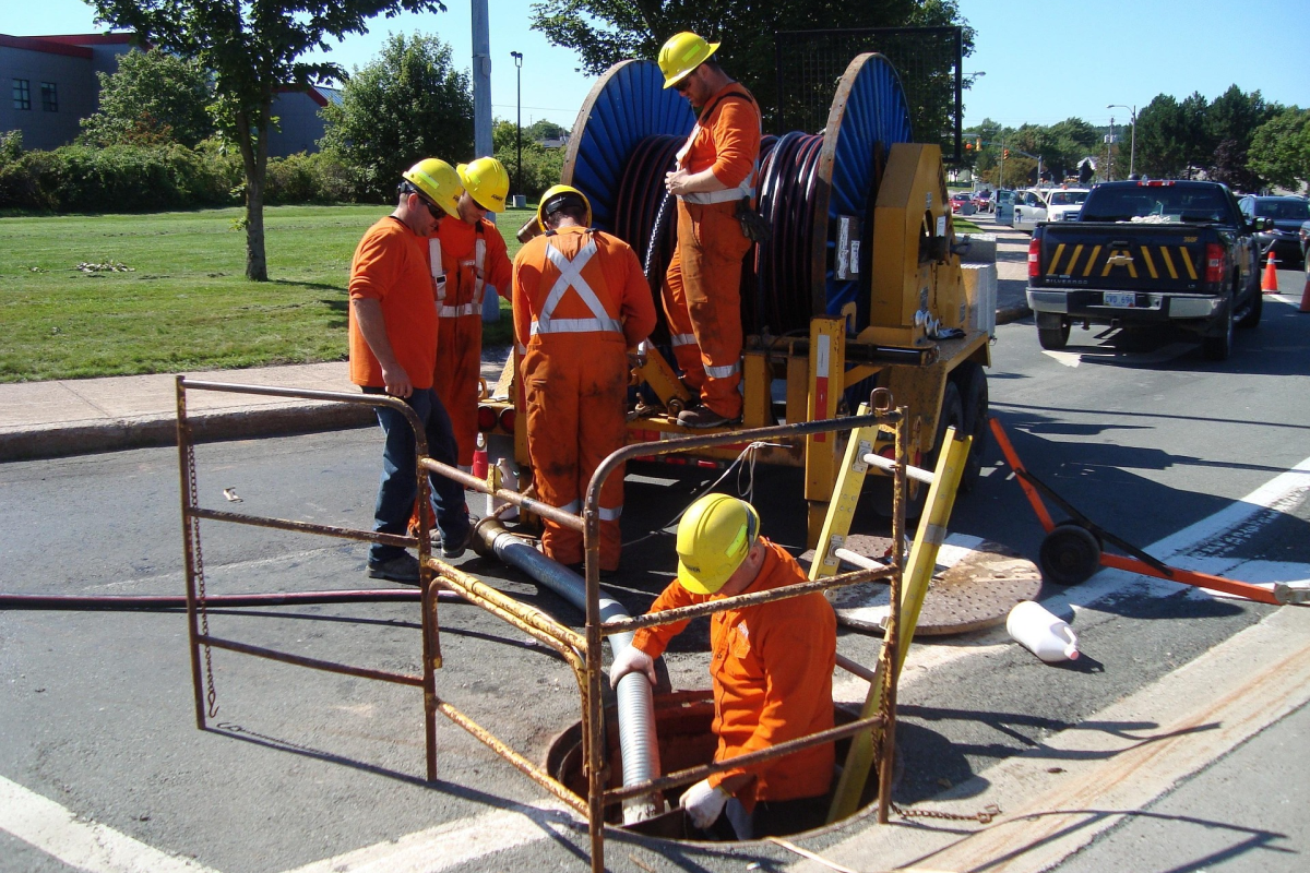 Emergency Plumbing: When to Call Sewer Rescue 24/7