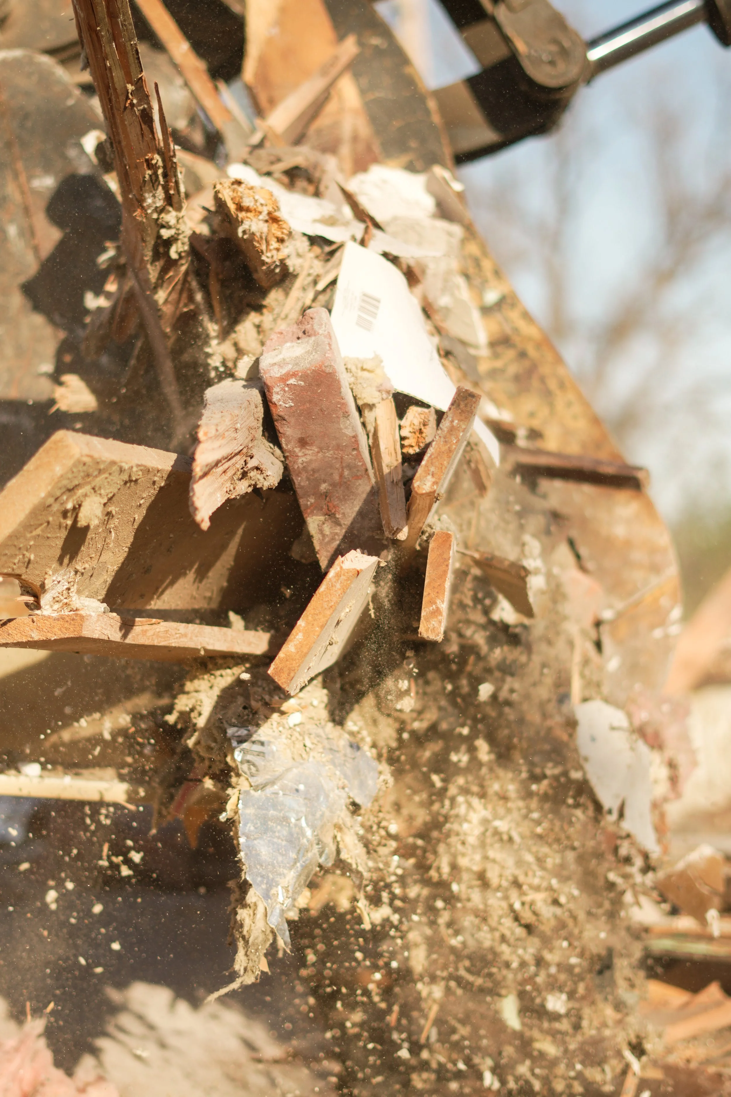 Large-scale property cleanup and demolition handled by Easy Cleanups in Redding
