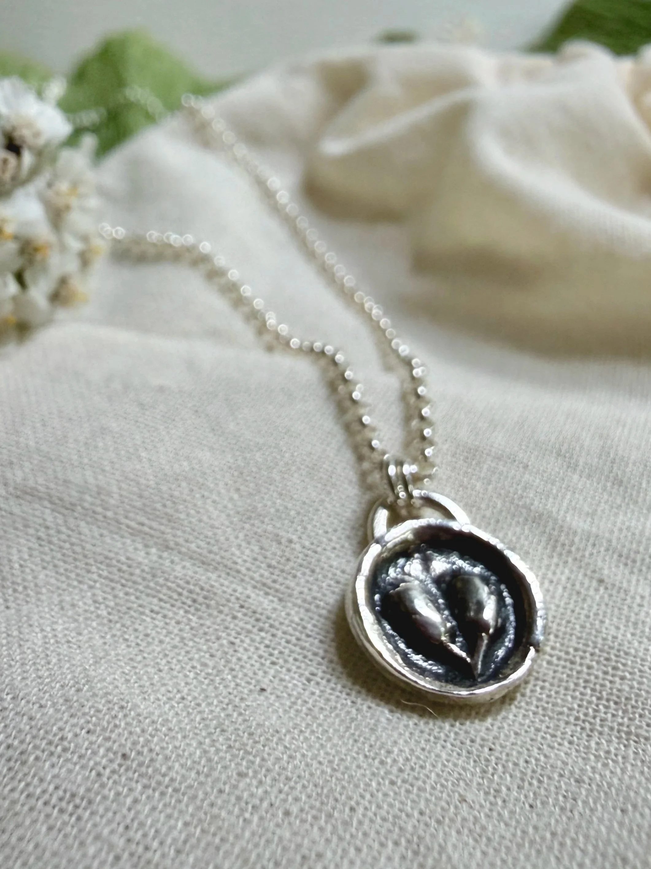 Yarrow Medallion