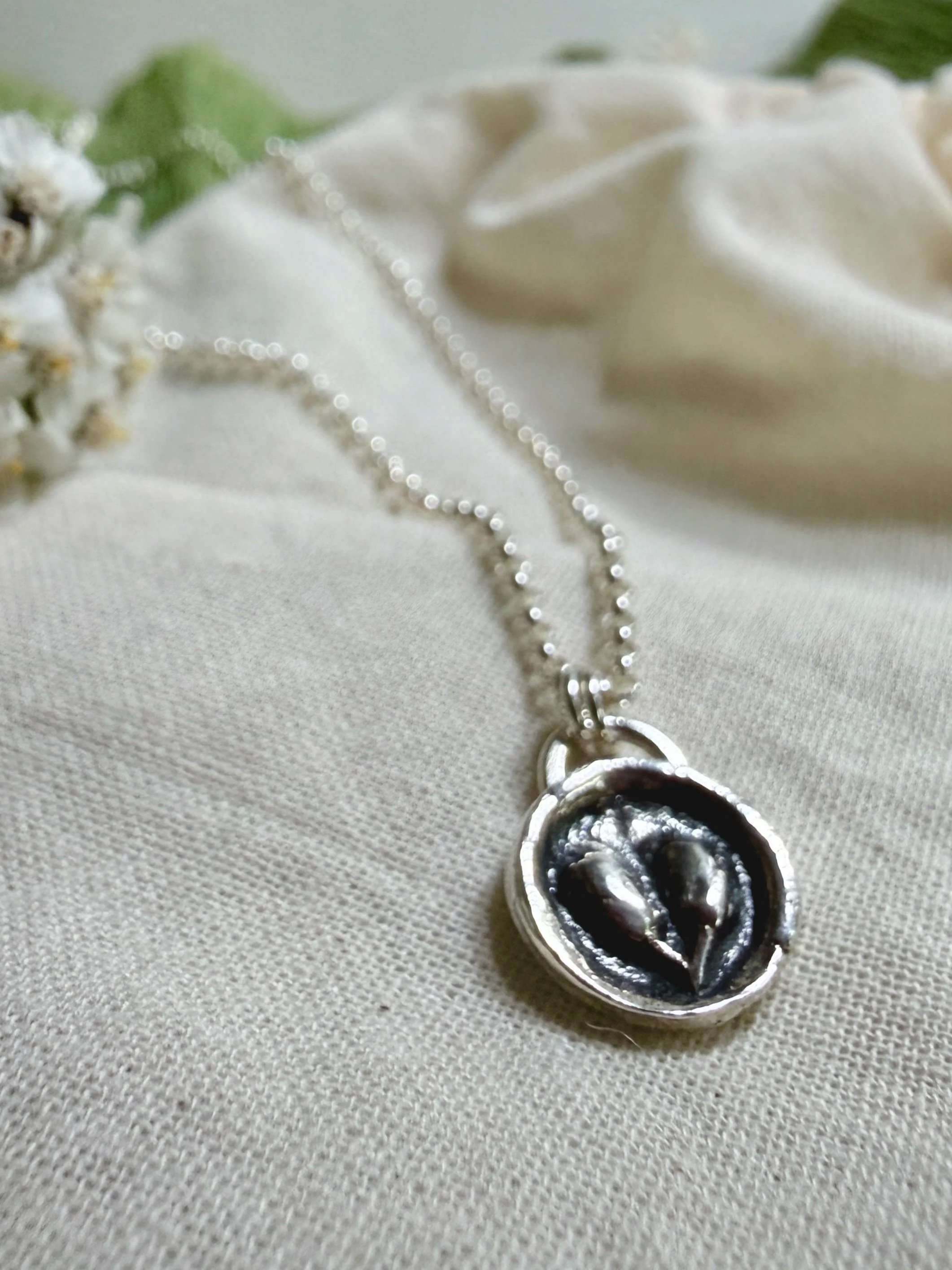 Yarrow Medallion