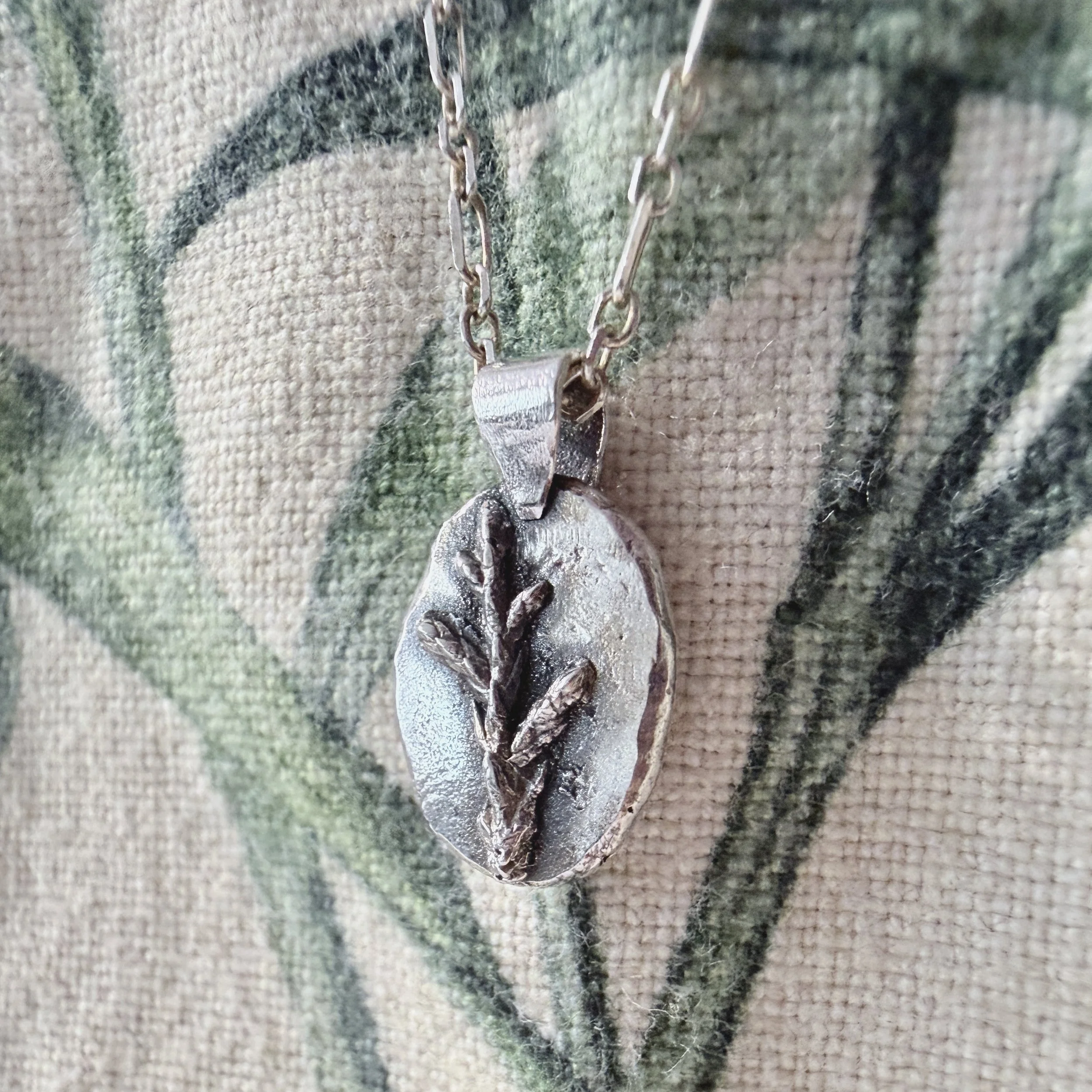 Juniper Necklace.jpg