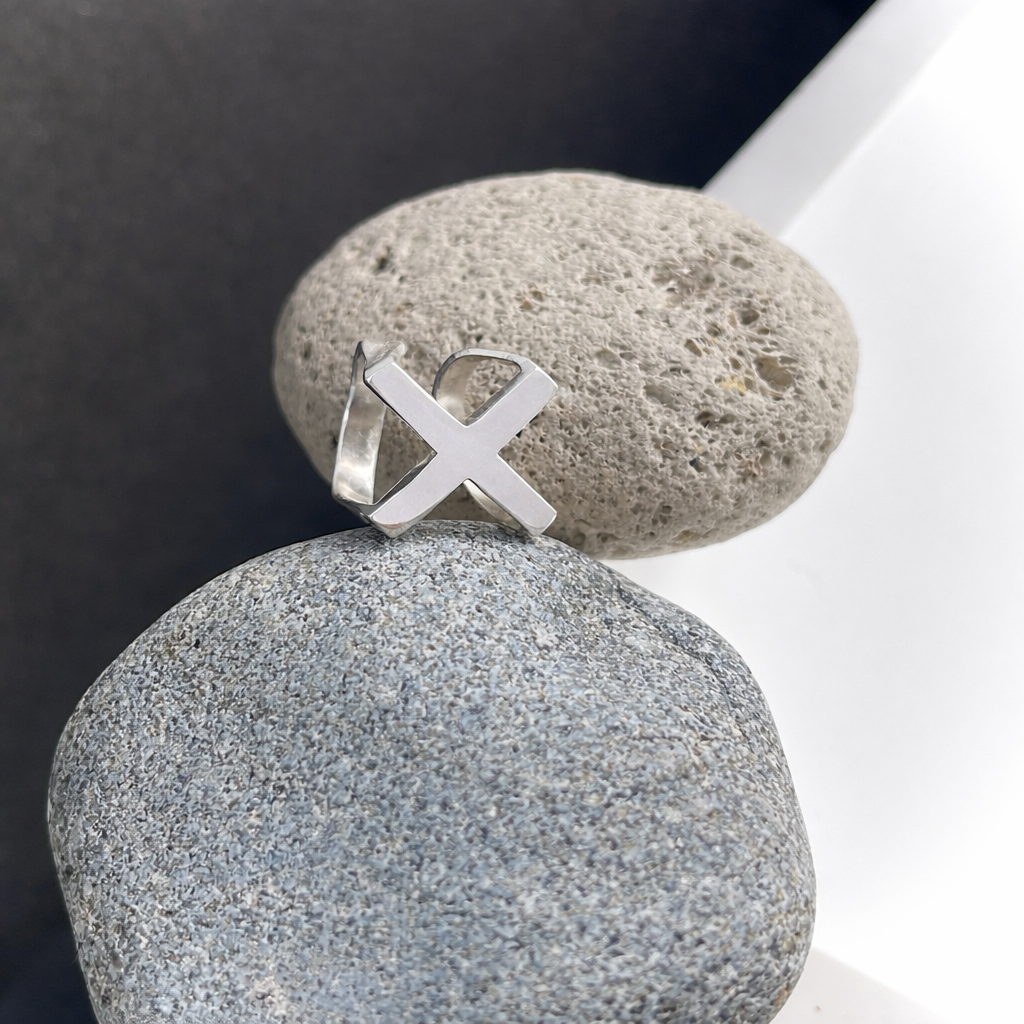 CROSS / 01
