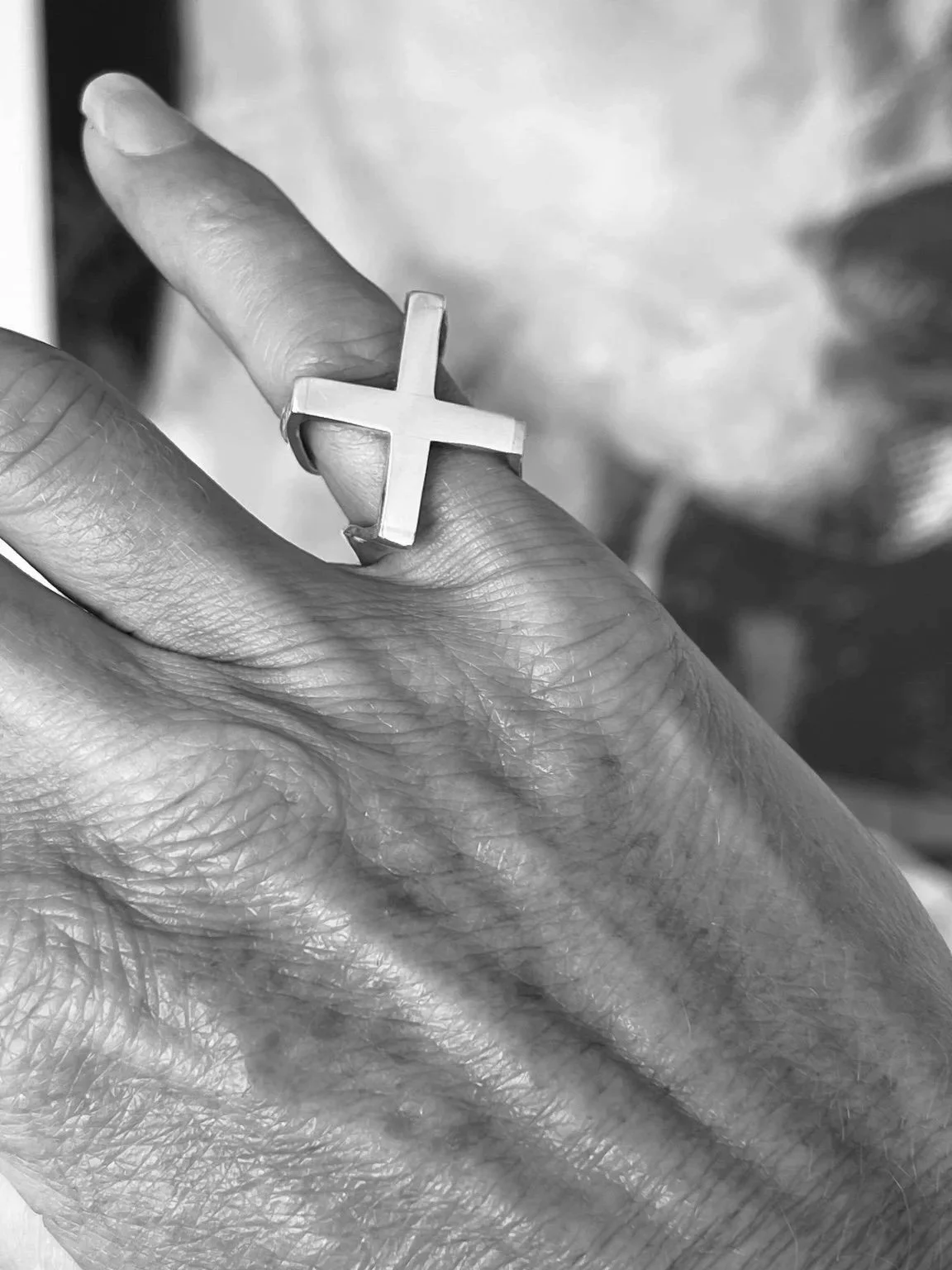 fluxe+cross+ring+BW.jpg