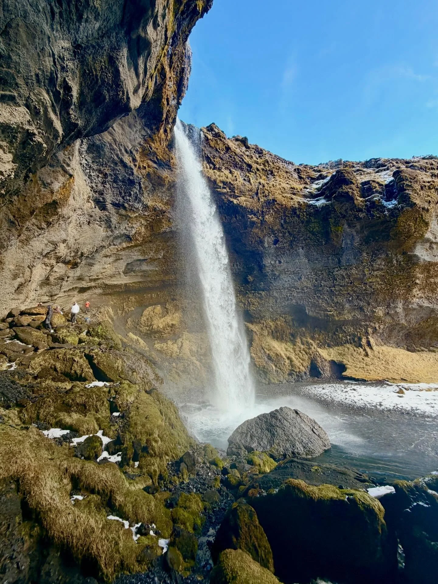 Waterfalls of Iceland! 

1. Kvernufoss 
2. Svartifoss
3. Sk&oacute;gafoss
4. Glj&uacute;frab&uacute;i
5. Seljalandsfoss
6. Barnafoss
7. Gullfoss
8. Hundafoss