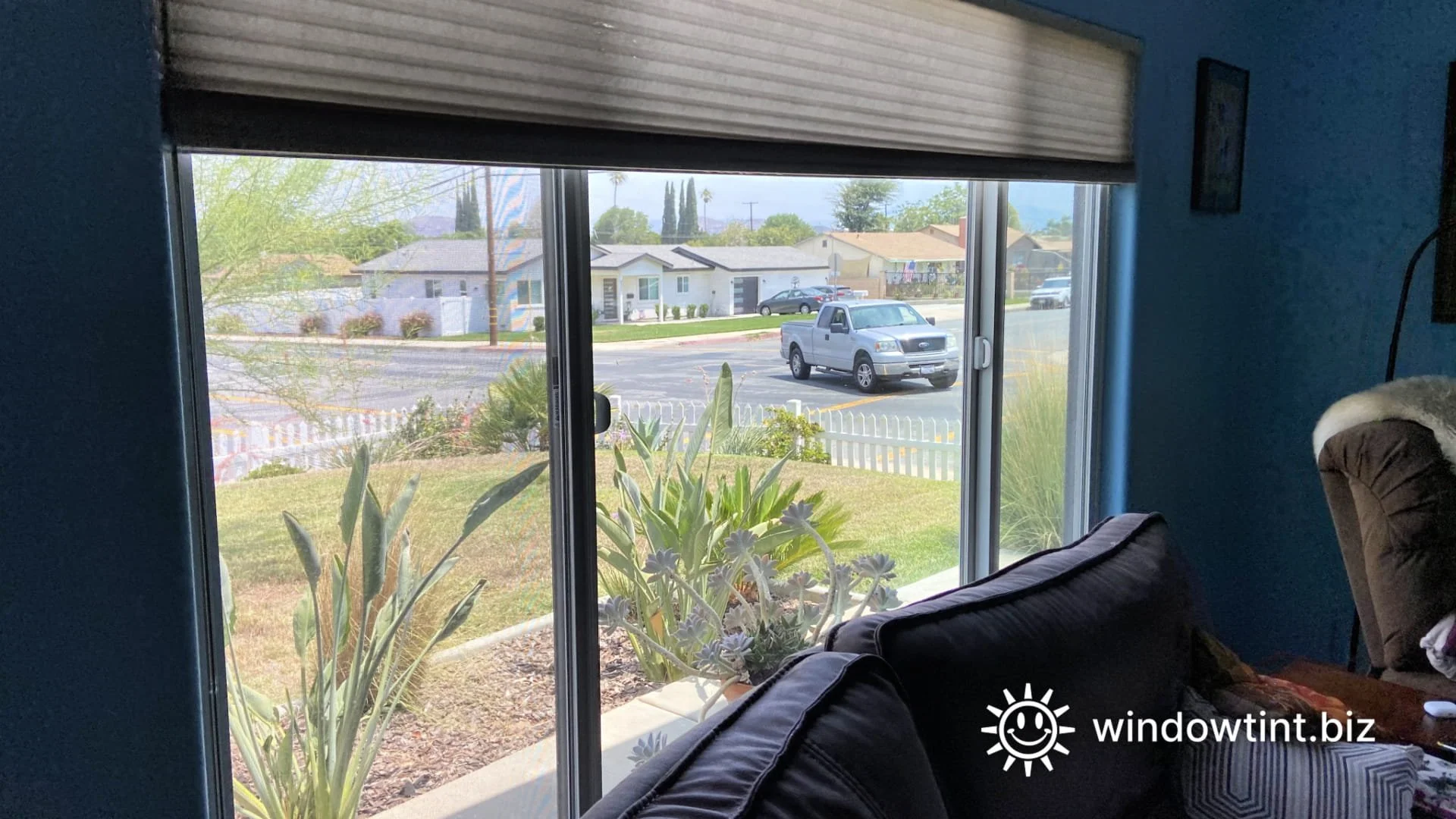 Home Window Tint for Heat Reduction and Glare Control in Corona, CA 92882