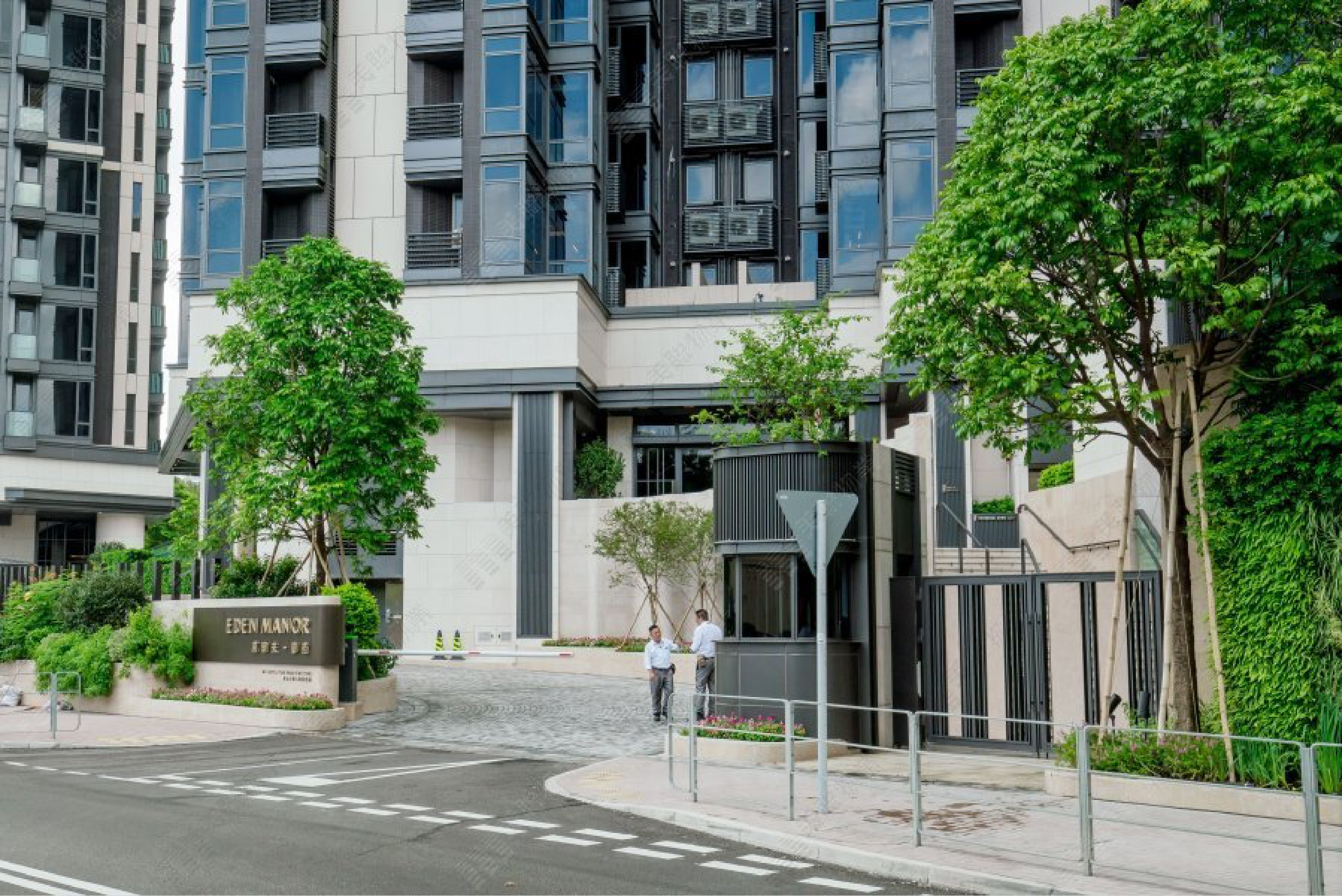 Eden Manor Residence