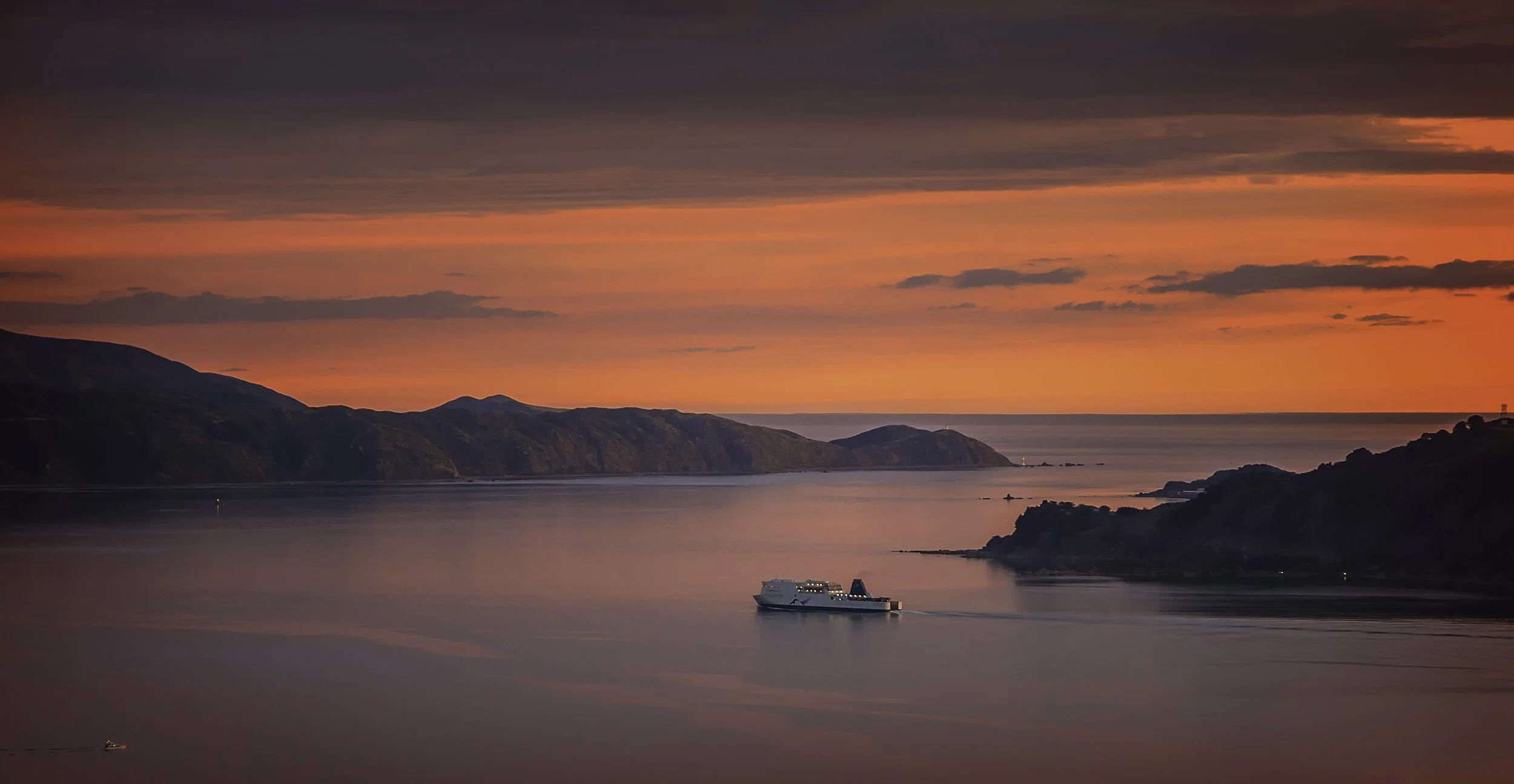 Wellington Harbour  Sunset