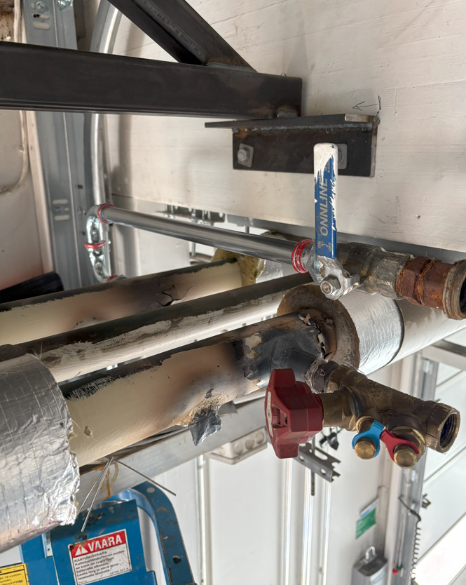 Oranssi project: slat roof