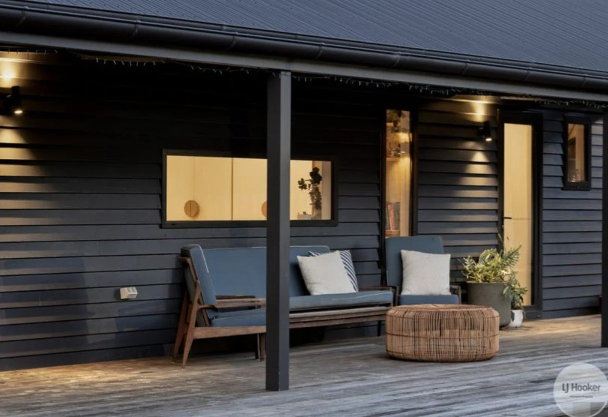 Exterior of the completed Honeys Road residence in Southern Tasmania