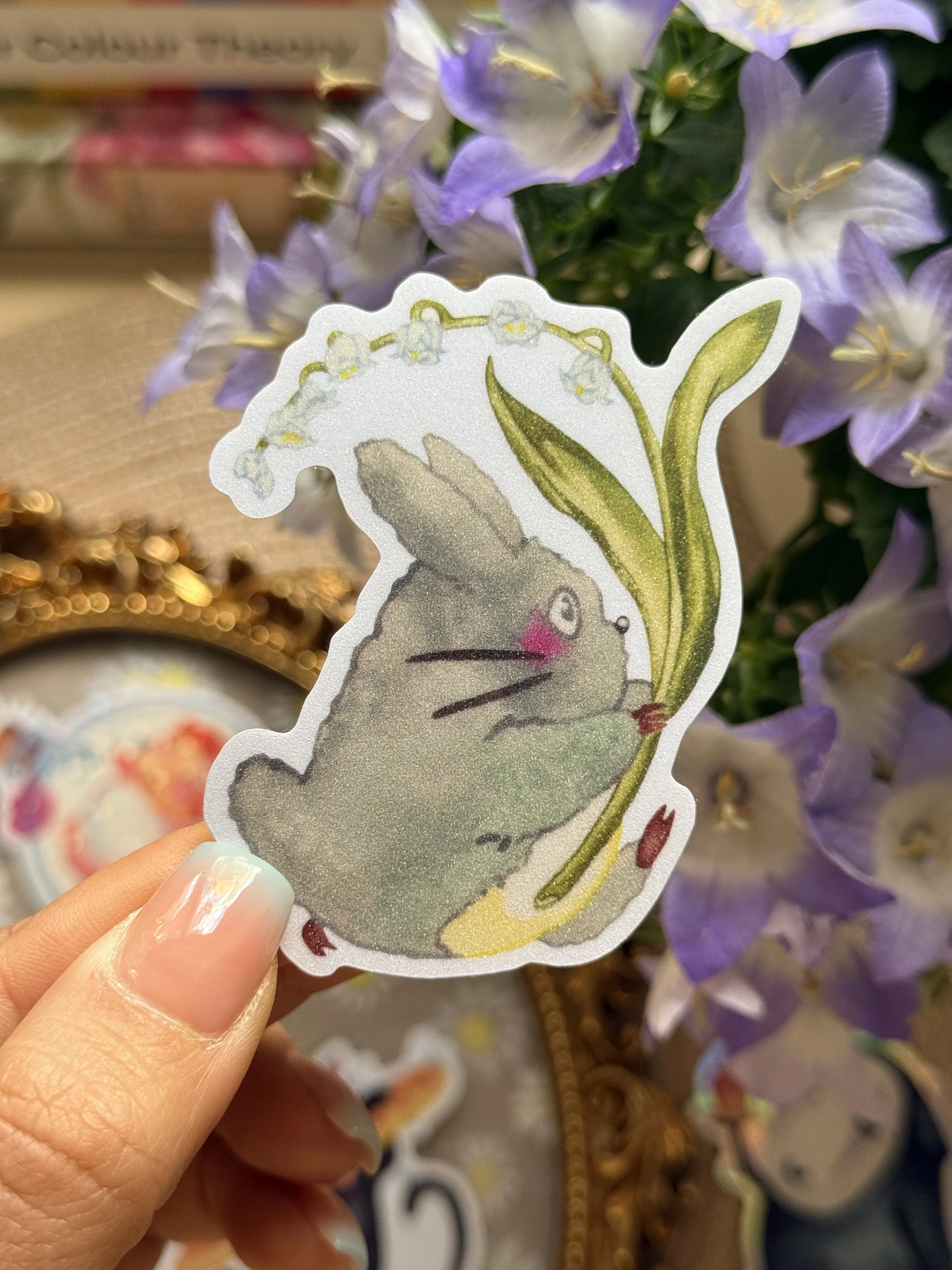 Totoro's Lilly of the valey Sand-Glitter Vinyl Sticker