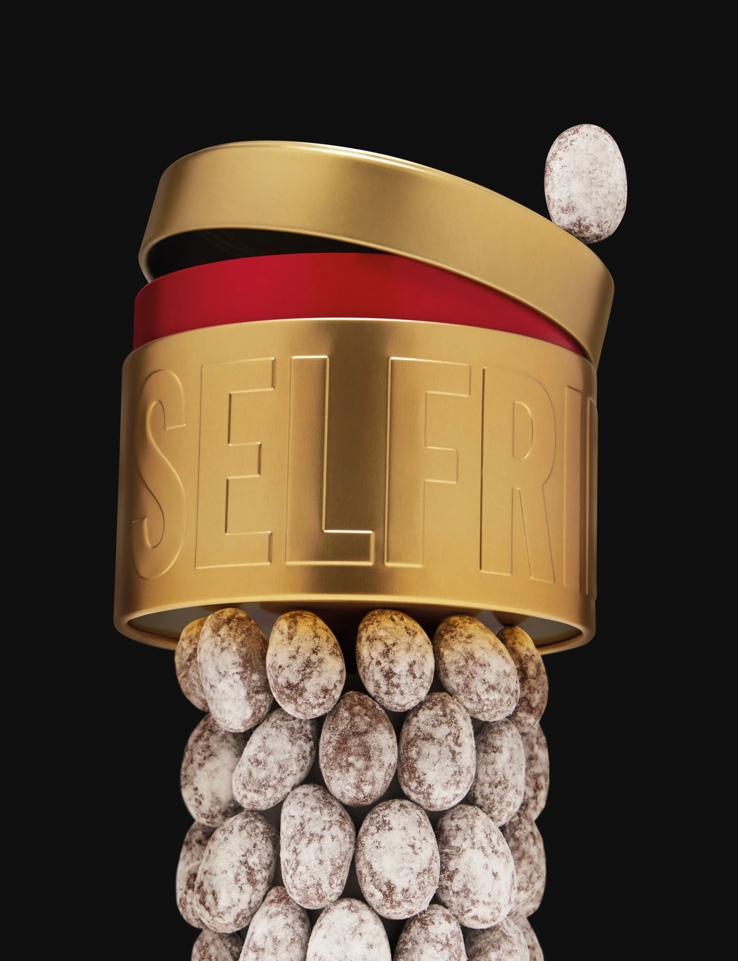 FESTIVE_ALMONDS_3944 1_black.jpg