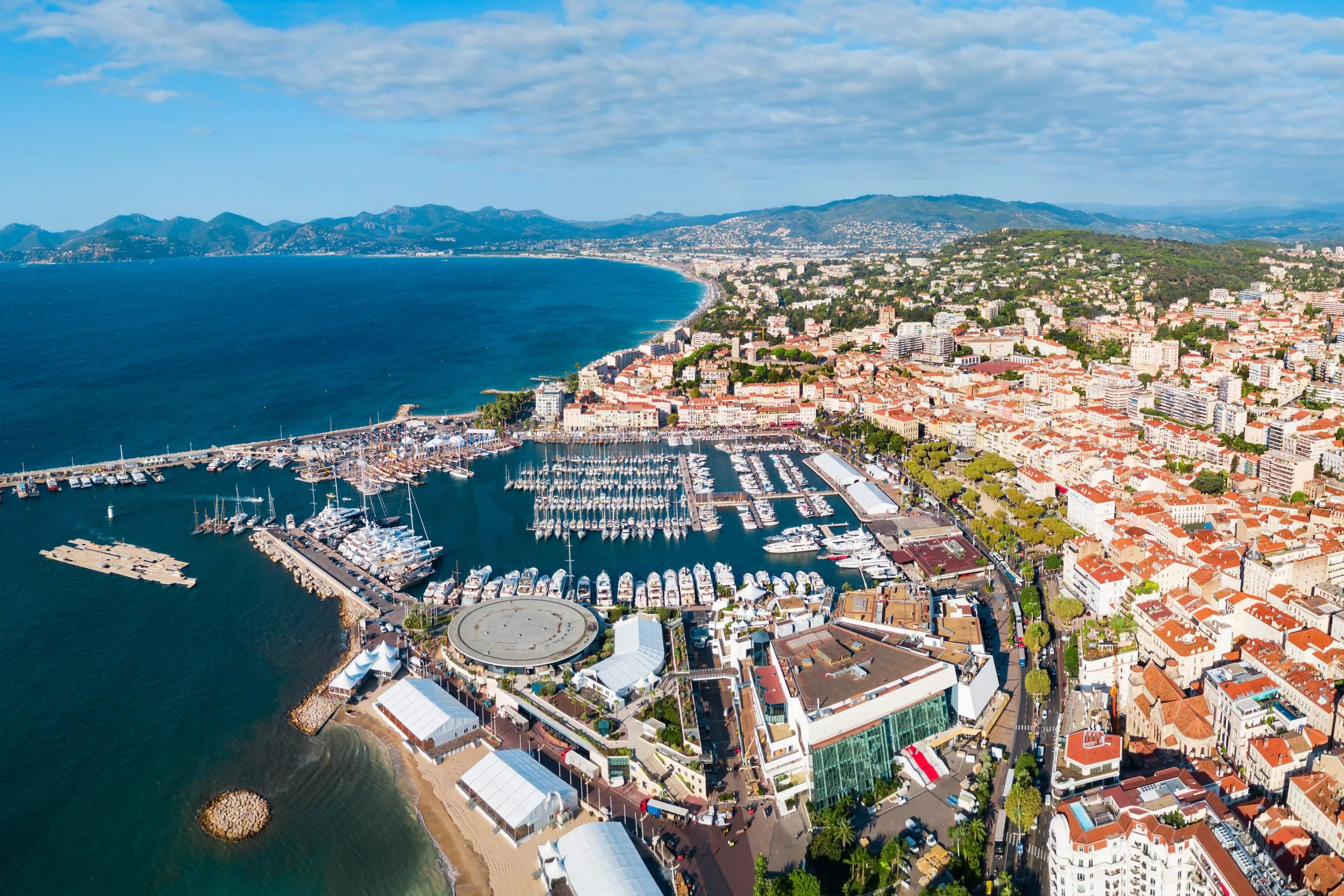 Cash, Credit or Structured Liquidity: The Capital Decision Behind Prime French Property