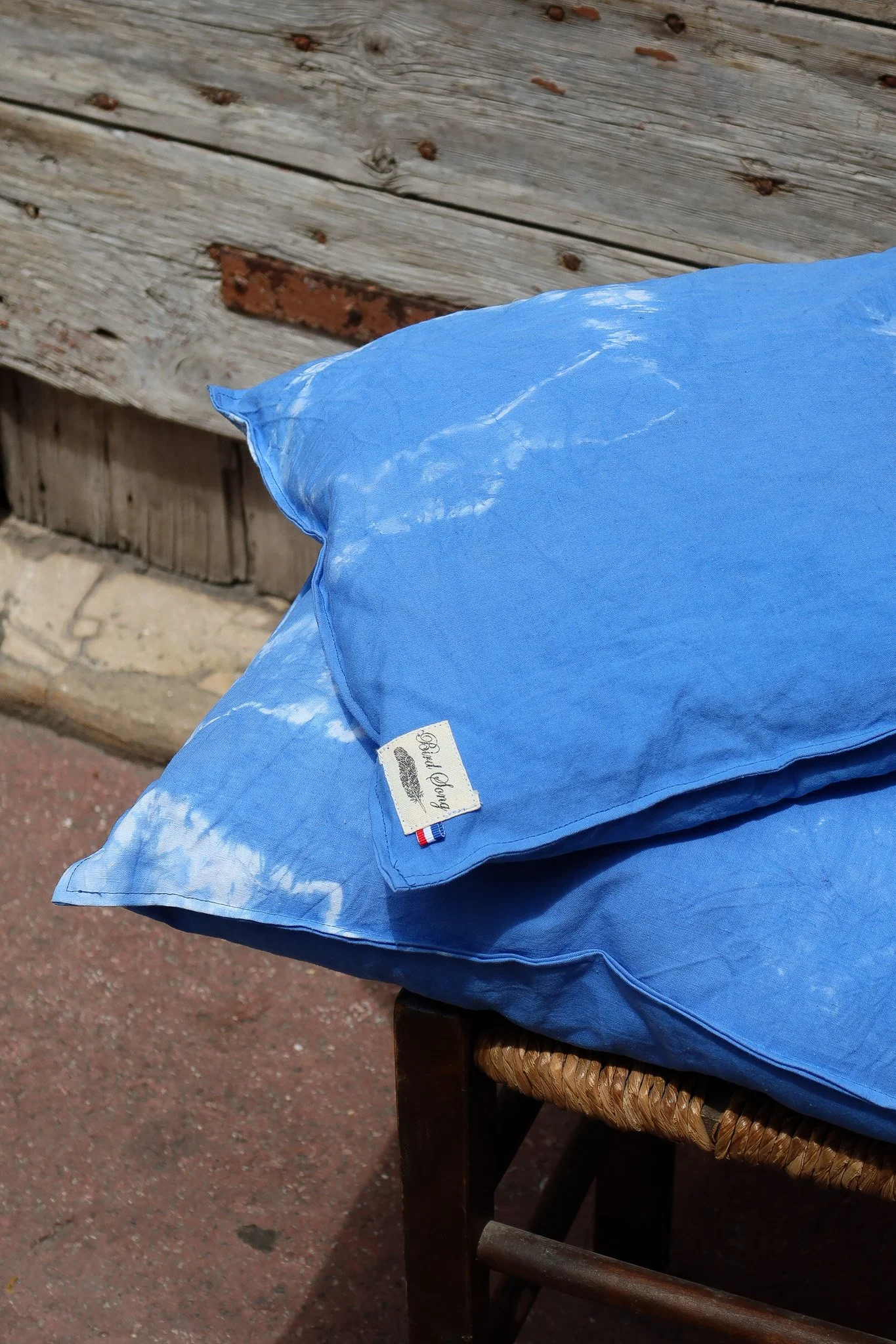 Coussins tissu ancien teint à la main - Birdsong 3.jpg