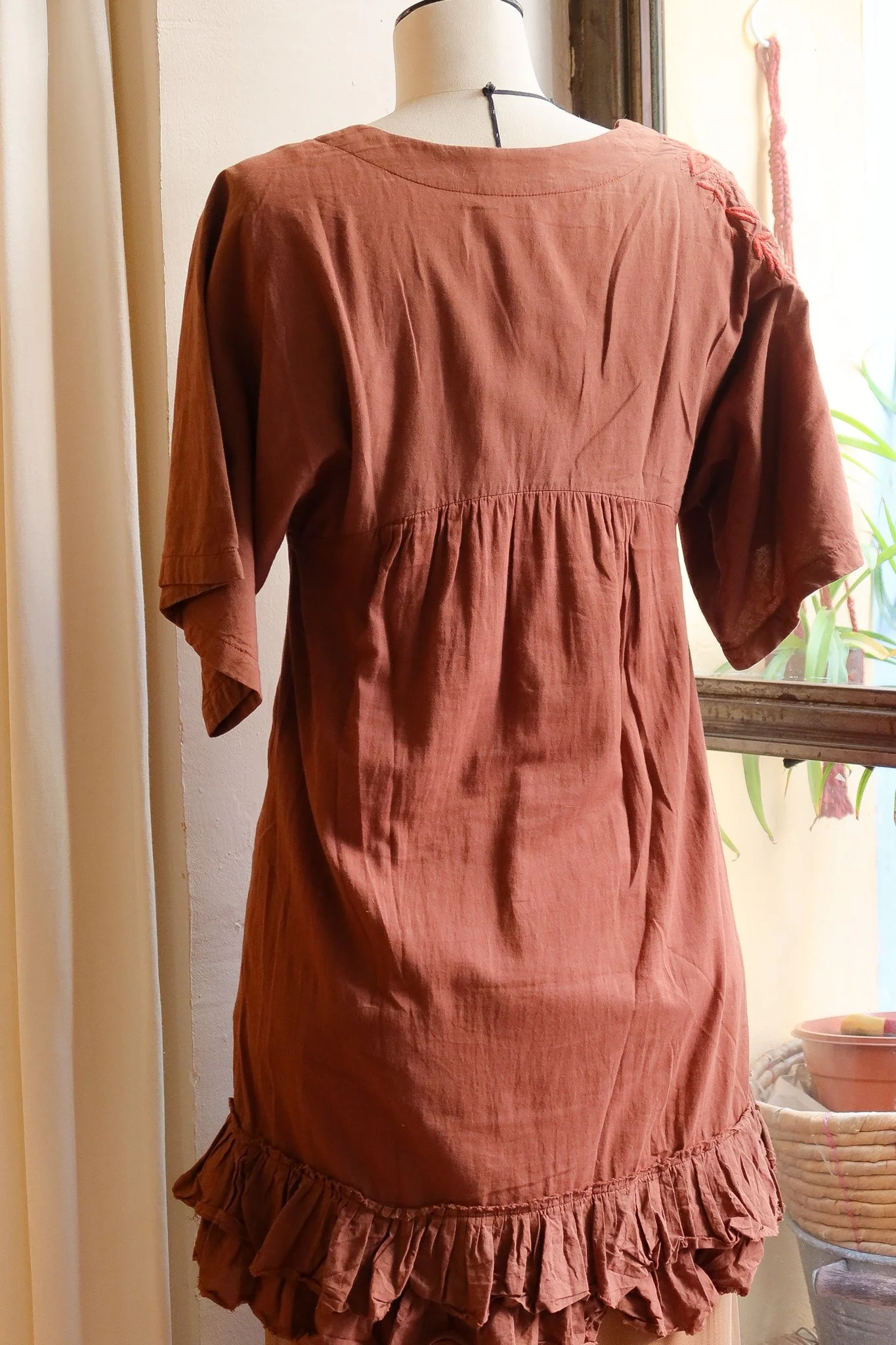 purity robe brodé main birdsong 2.jpg