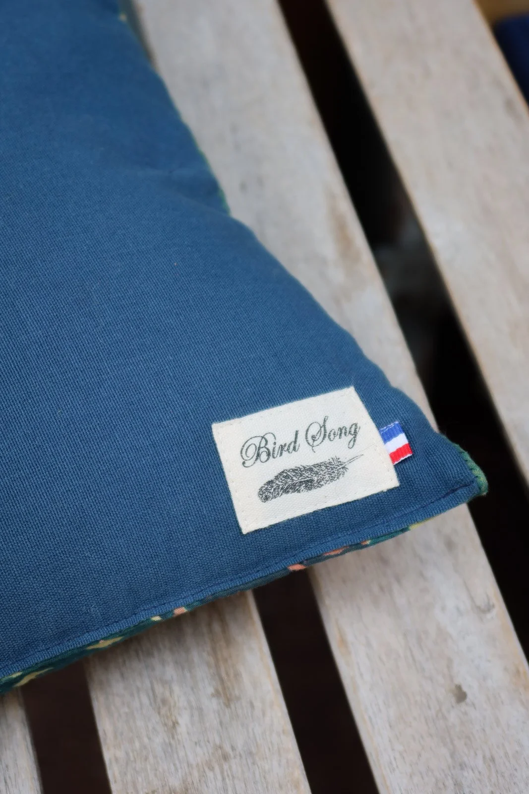 coussin tissu kantha bleu vert ancien 3.jpg