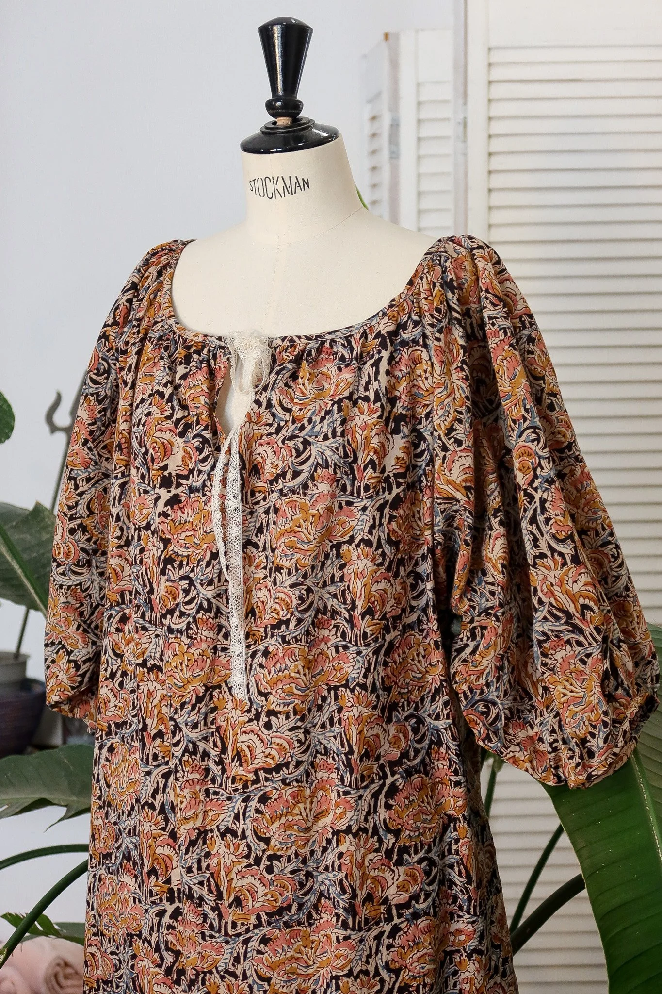 Robe KALAMKARI Birdsong 2.jpg