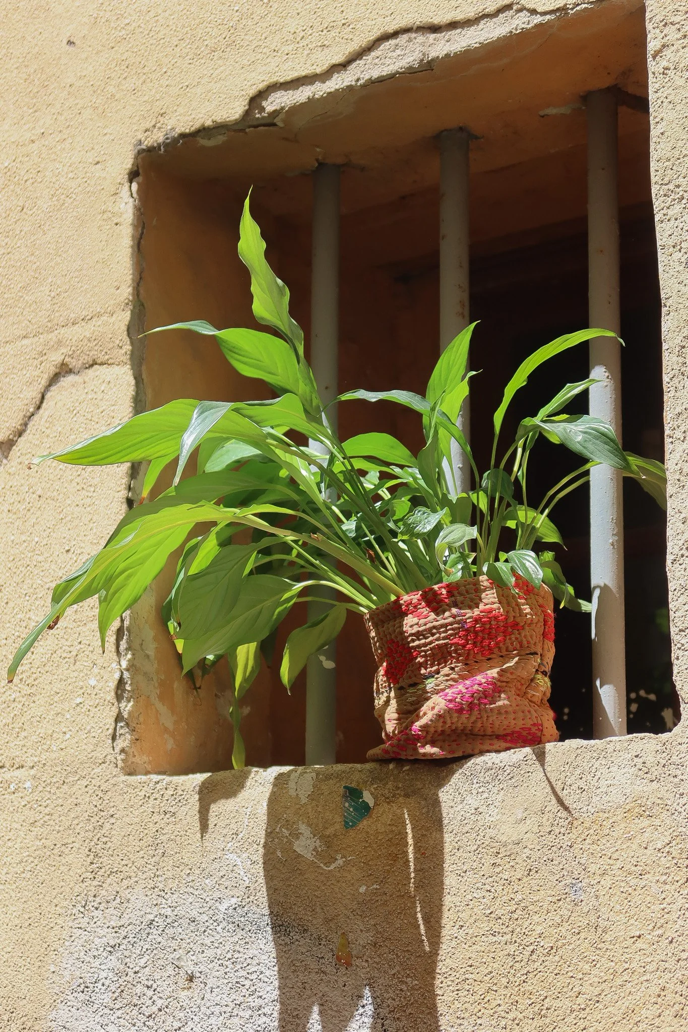 Cache-pot ou vide-poche en Kantha - Petit
