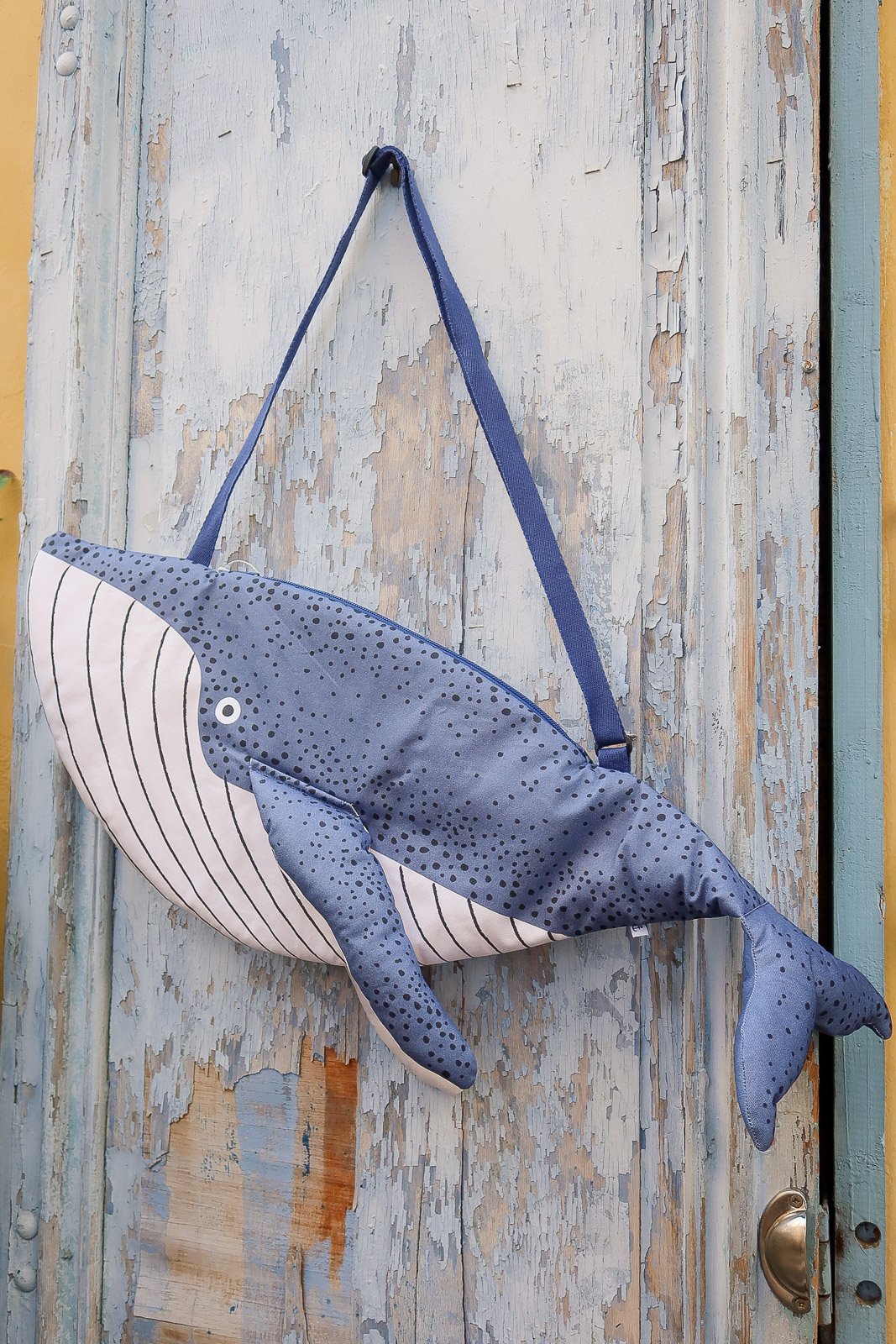 Sacoche bandoulière requin 1.jpg