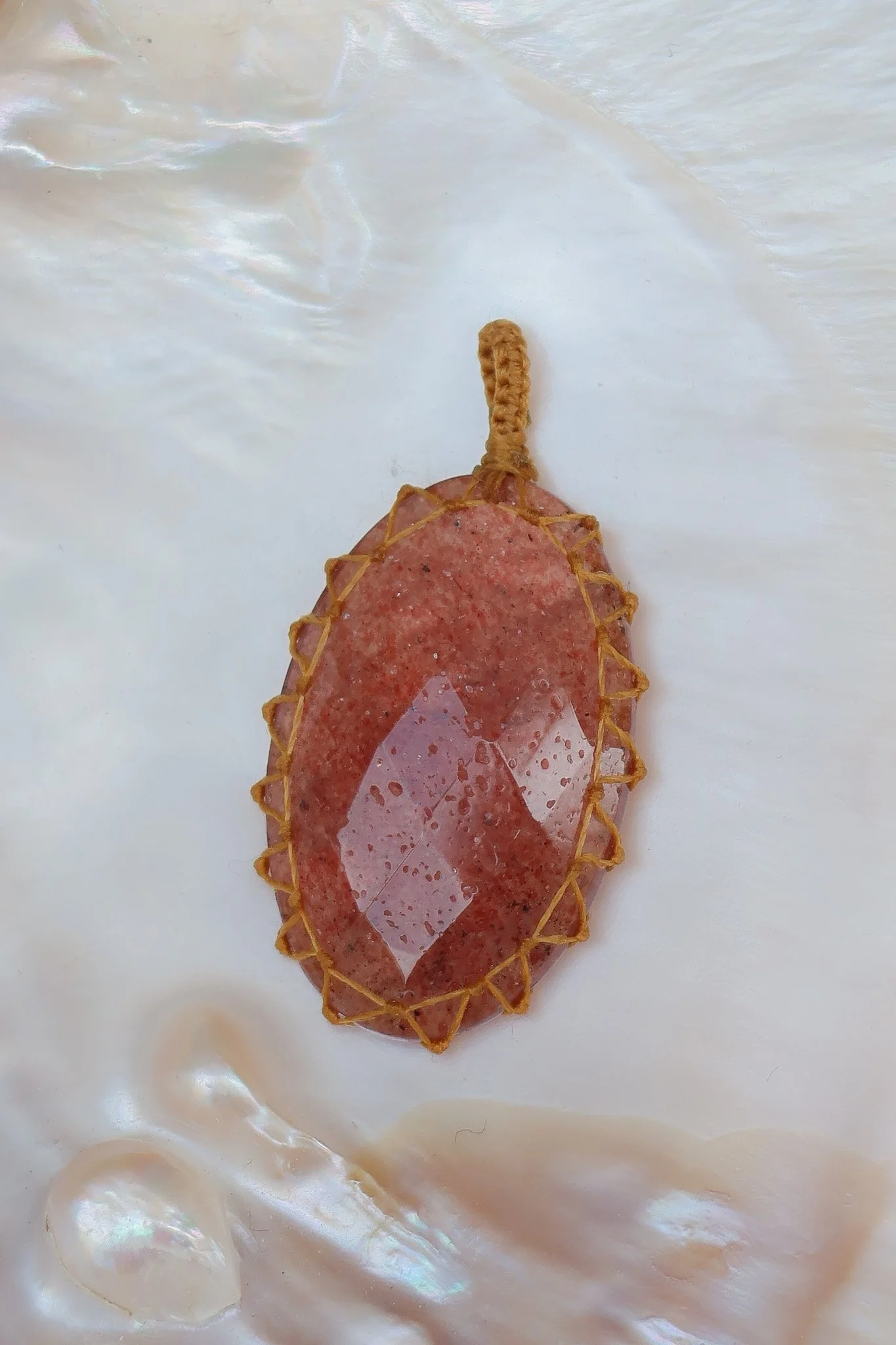 Pendentif talisman quartz framboise