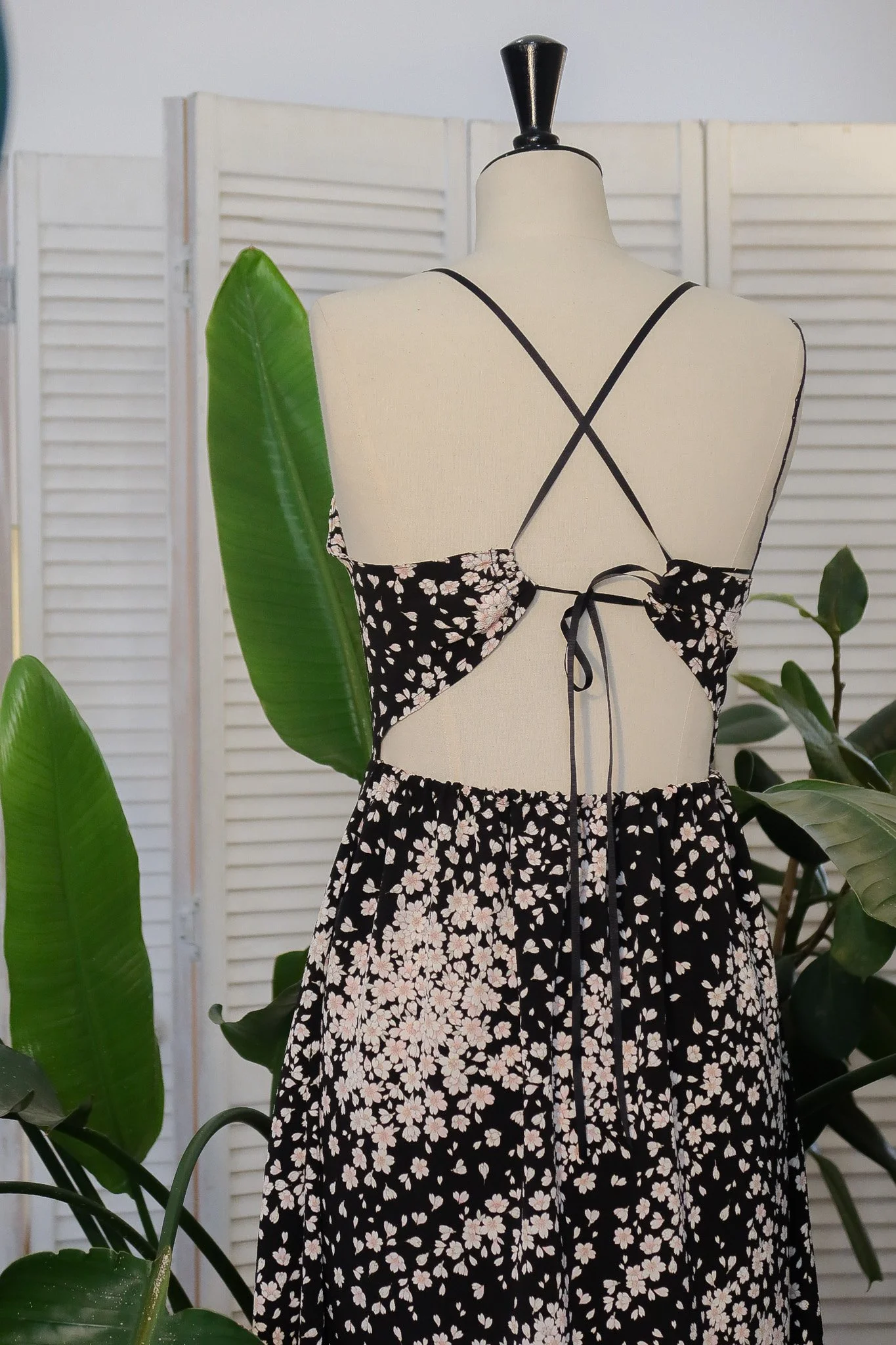 Robe dos nu EMMA tissu japonais sakura Birdsong 4.jpg