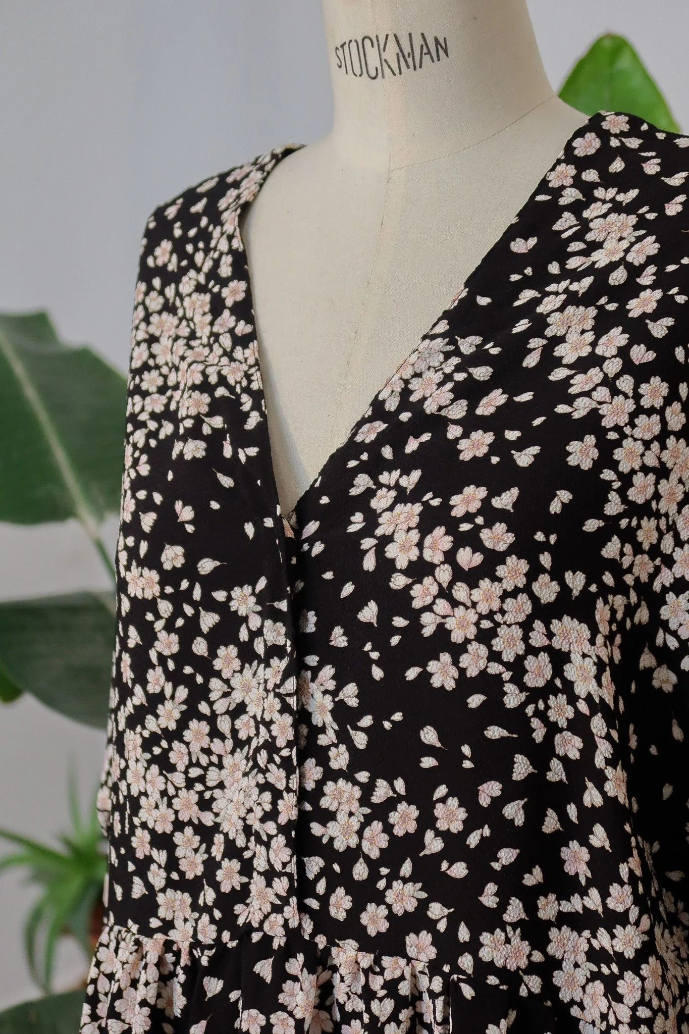 Robe Kimono SALLY Birdsong 2.jpg