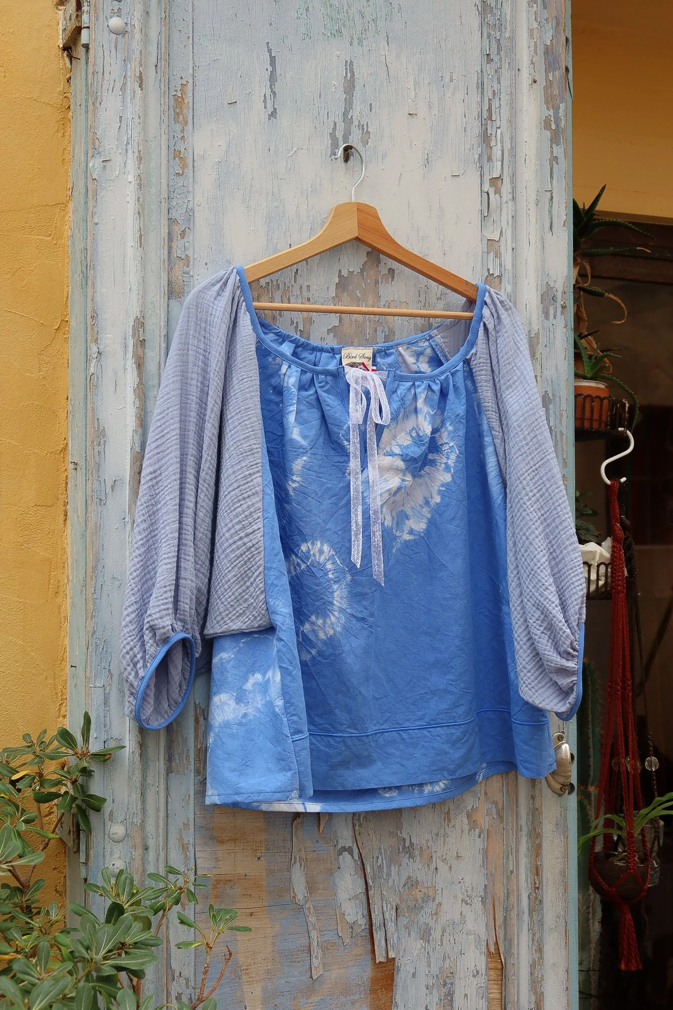 Blouse Andrea bleue - Birdsong 2.jpg