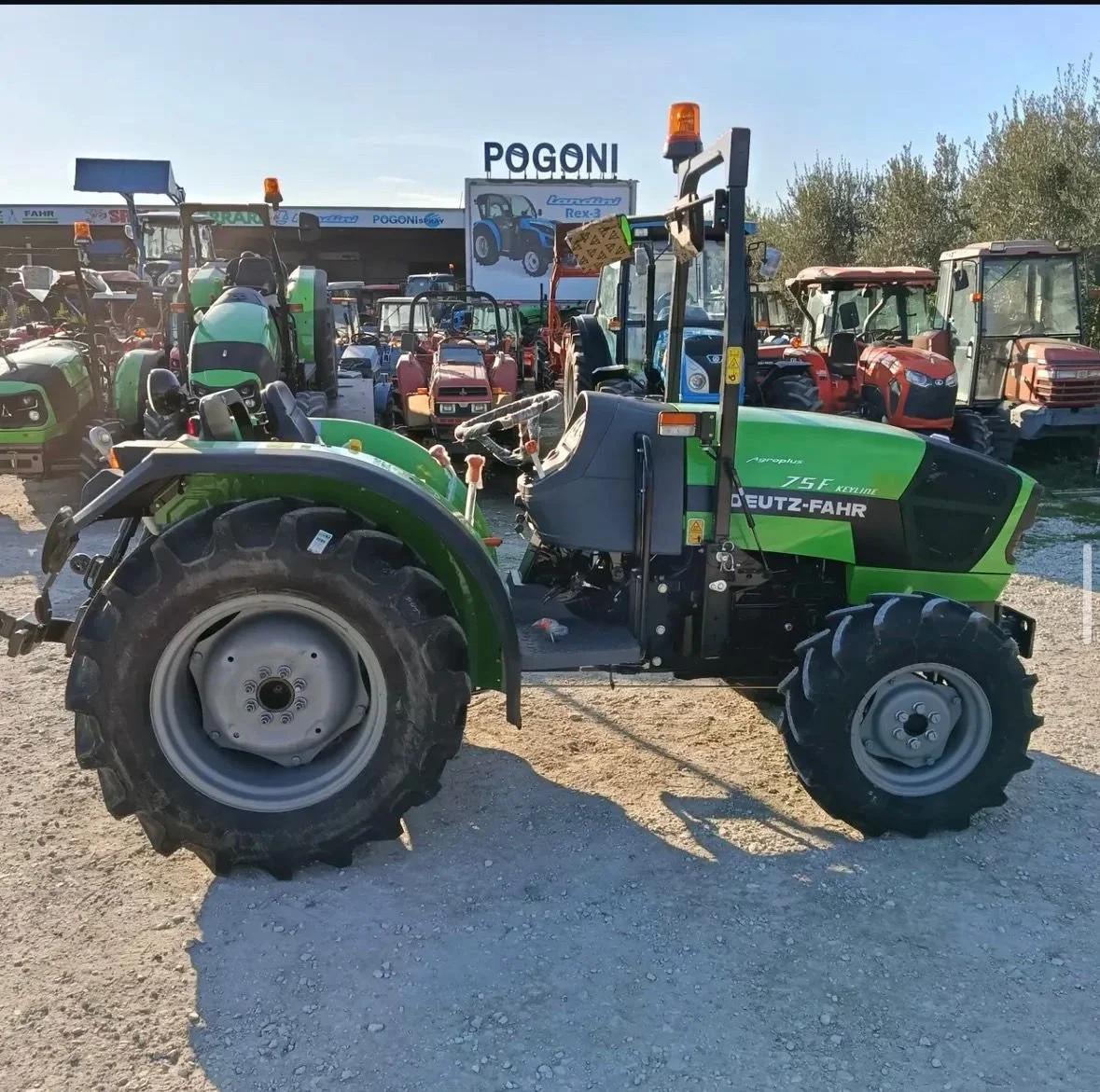 Deutz- Fahr Agroplus F75 Keyline