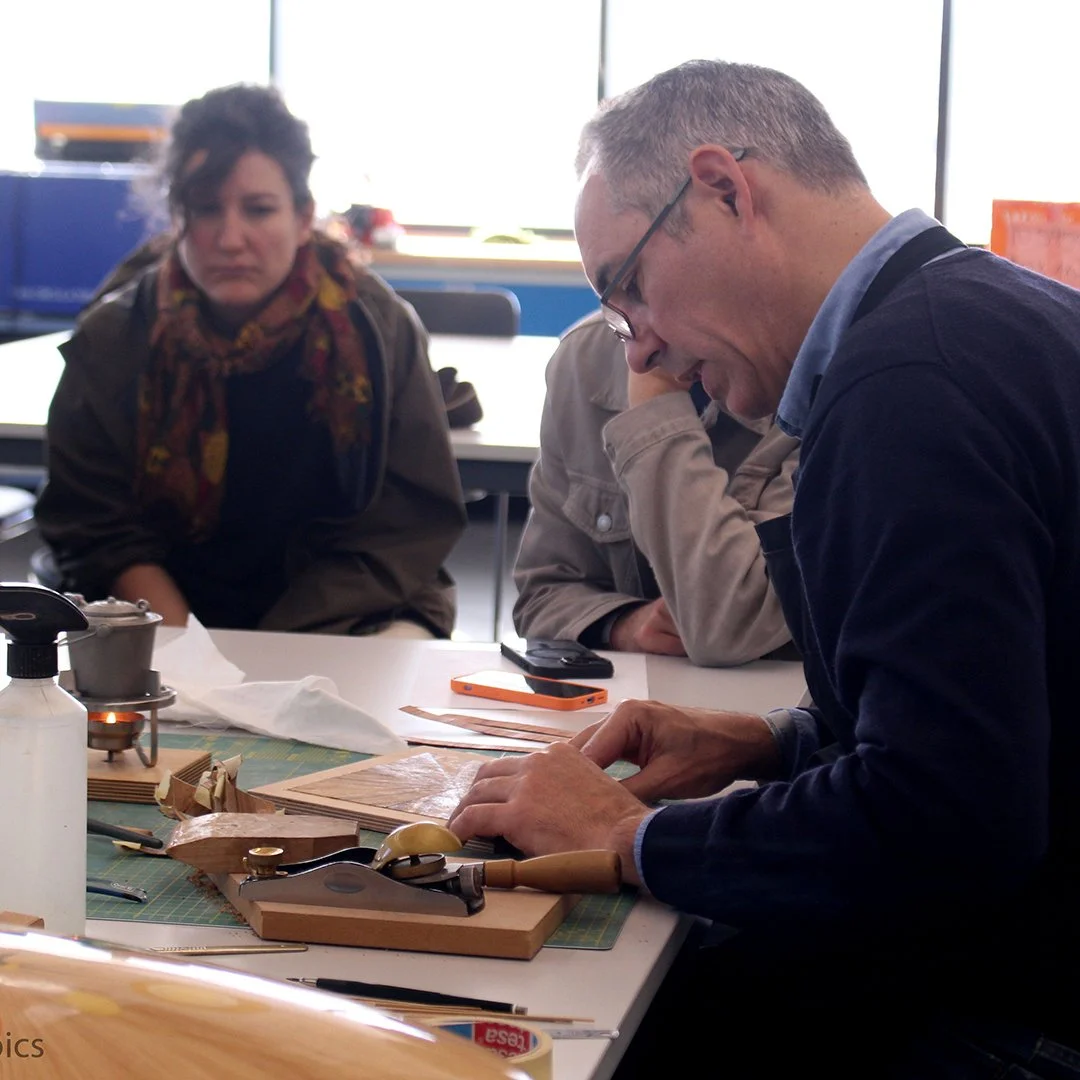 Knife-Cut Marquetry: The Window Method